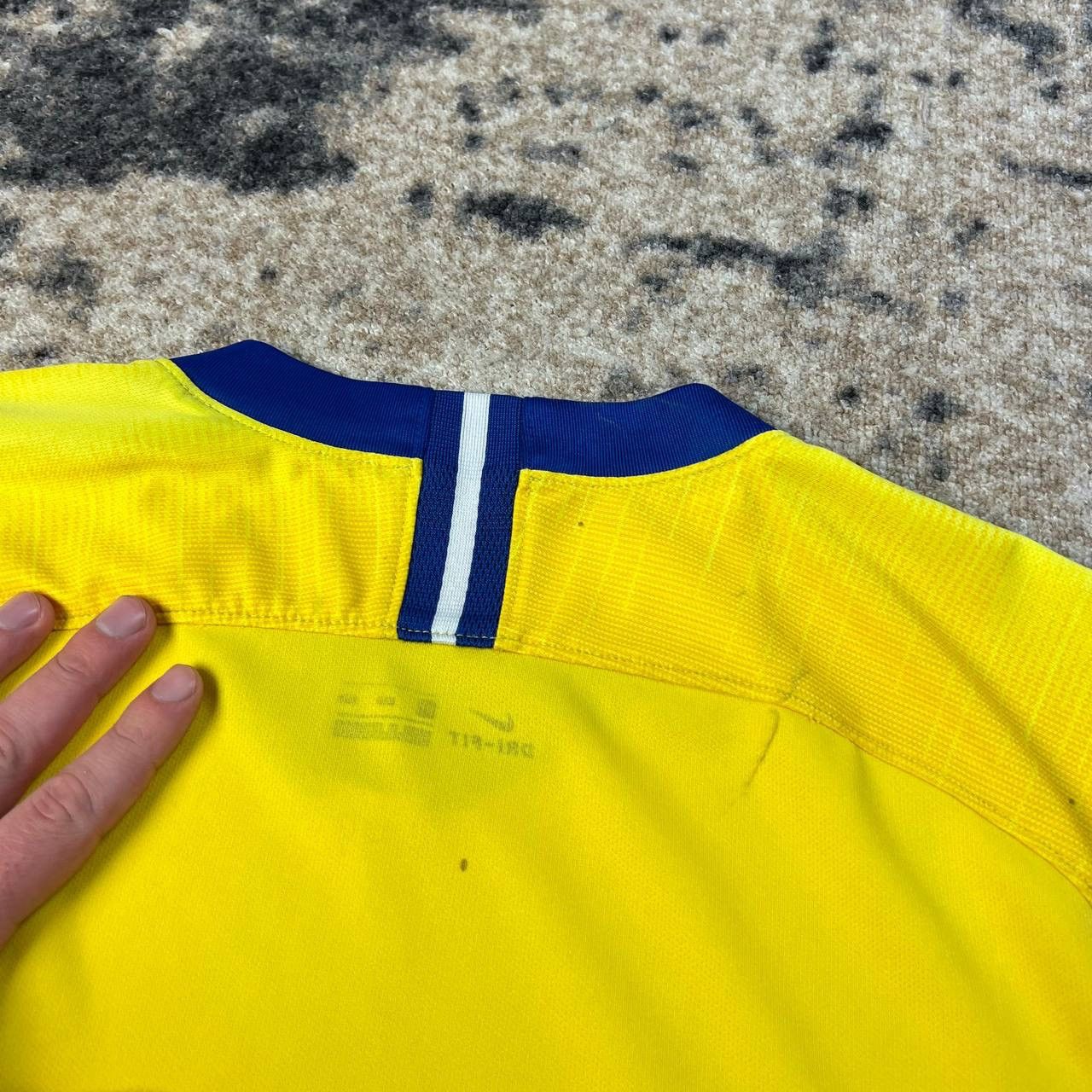 Nike Nike x Chelsea Vintage Y2K Soccer Jersey T-Shirt Size US XXL / EU 58 / 5 - 13 Thumbnail