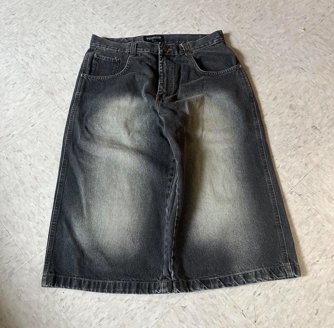 Other Northpeak baggy skater jorts Size US 34 / EU 50 - 1 Thumbnail
