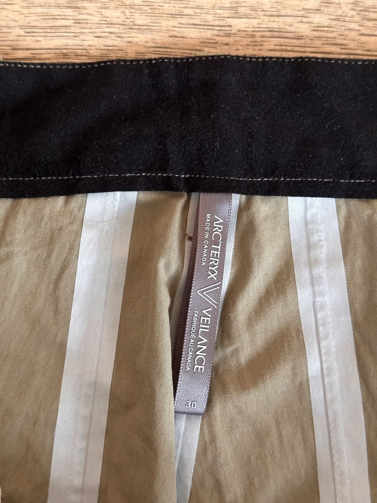 Veilance Arc'teryx Veilance Beige Shorts Size 30 Hidden Pockets Size US 30 / EU 46 - 5 Thumbnail