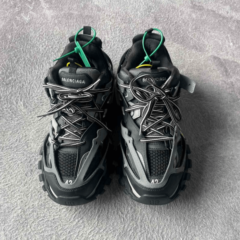 Balenciaga Balenciaga retro chunky sneakers Size US 9 / EU 42 - 2 Thumbnail