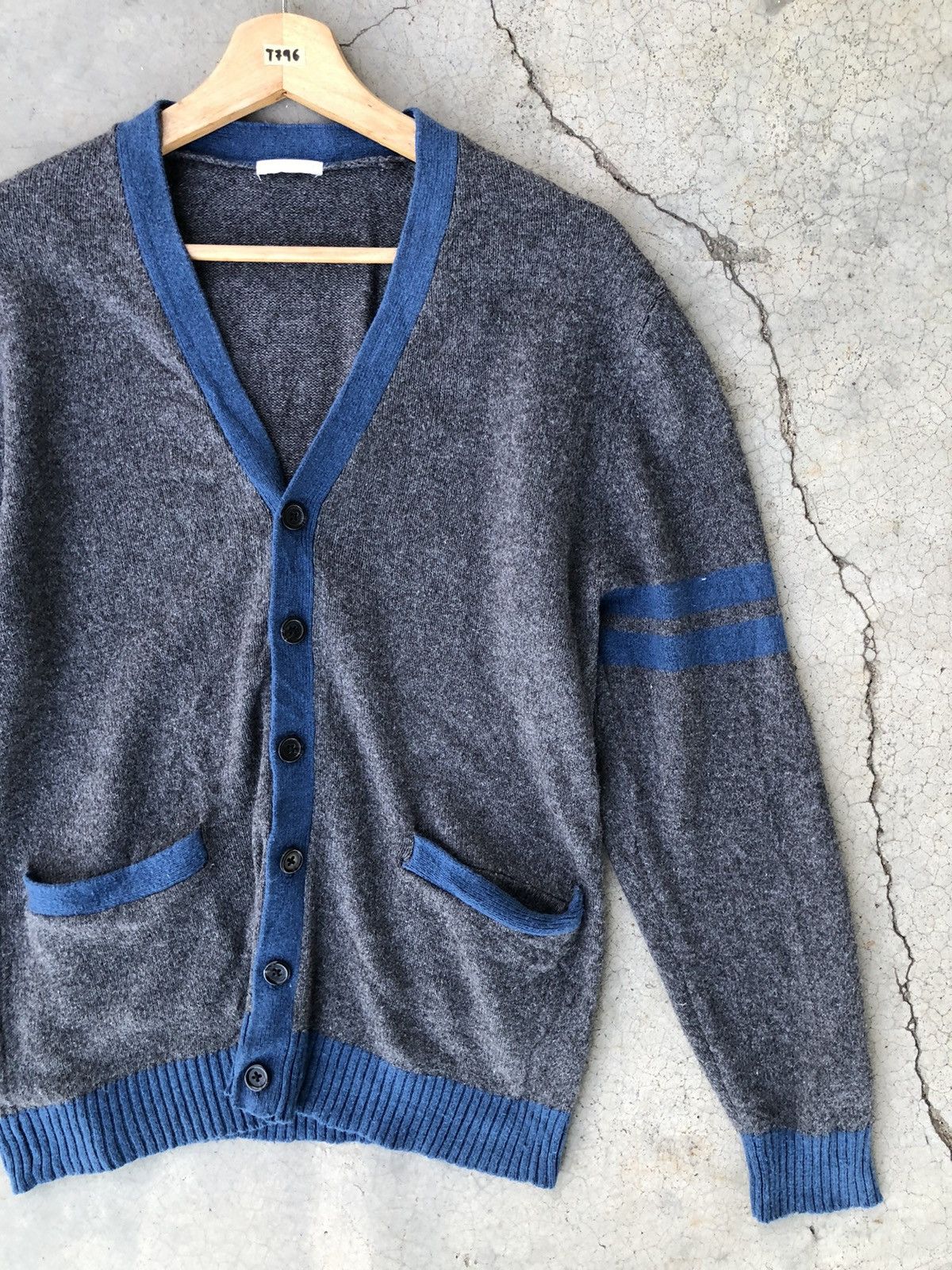 Designer 🔴Cardigan Blue Line Mix Colour Nice Design Size US M / EU 48-50 / 2 - 2 Thumbnail