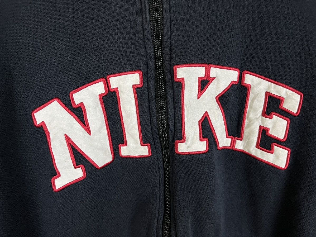 Nike × Vintage Vintage Y2K Nike Spellout Zip Up Hoodie Size US XL / EU 56 / 4 - 4 Thumbnail