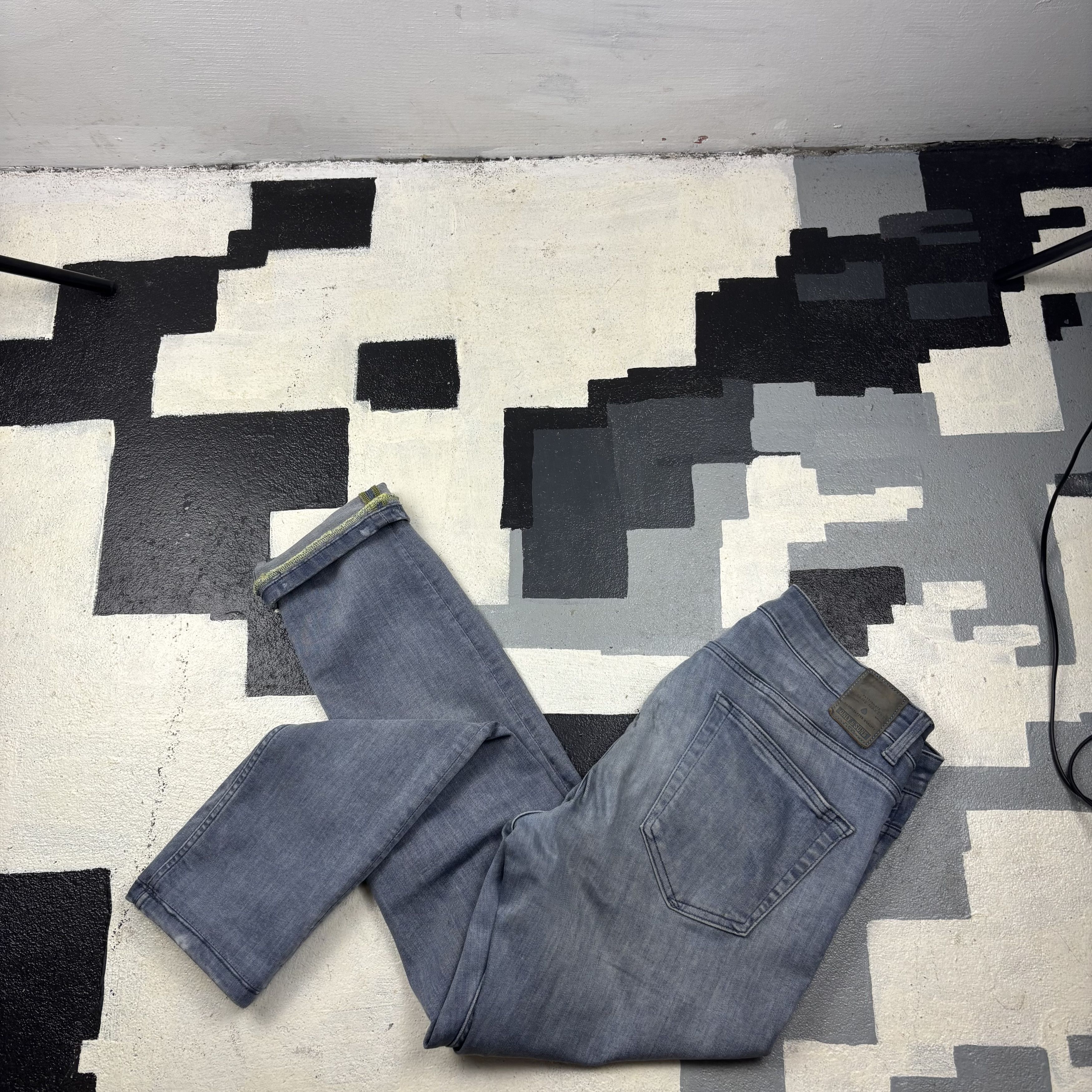 ONLY & SONS Only & Sons Jeans Size US 33 - 8 Thumbnail