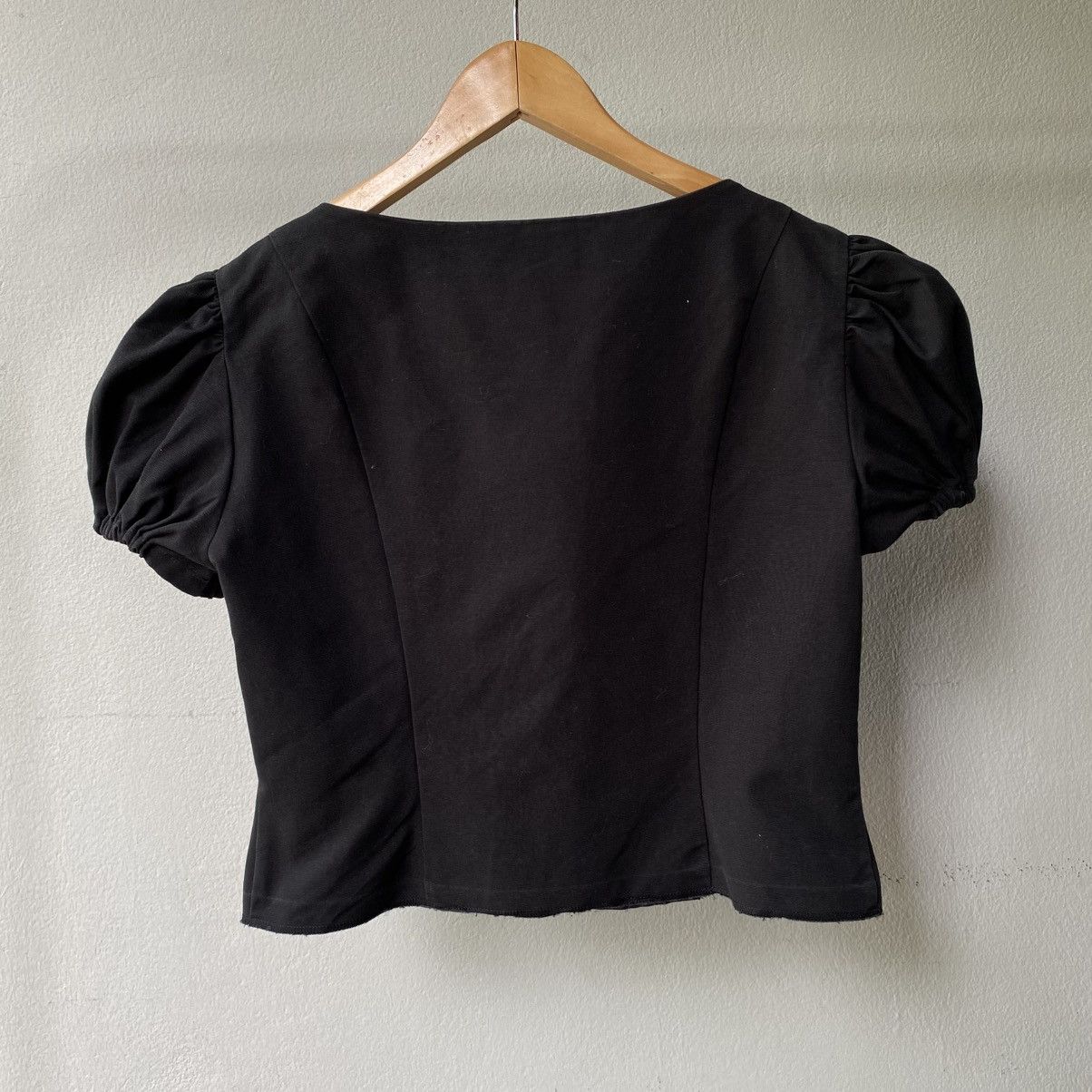 Moschino Moschino Black Puff Sleeve Fitted Cropped Top Size M / US 6-8 / IT 42-44 - 2 Thumbnail
