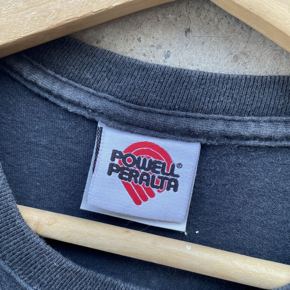 Powell Peralta Vintage Powell Peralta X Kevin Harris Faded Black Shirt Rare Size US S / EU 44-46 / 1 - 6 Thumbnail