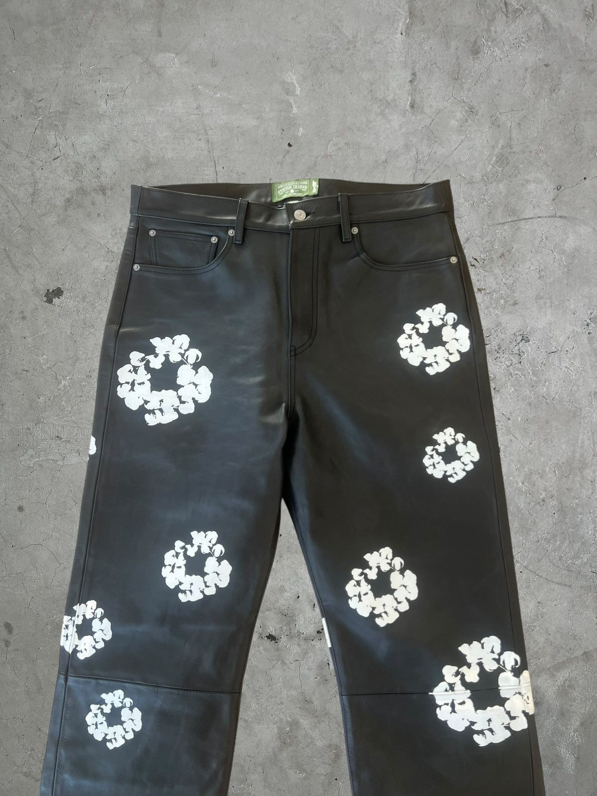 DENIM TEARS × Levi's Denim Tears Leather Levis Pants Size US 36 / EU 52 - 3 Thumbnail
