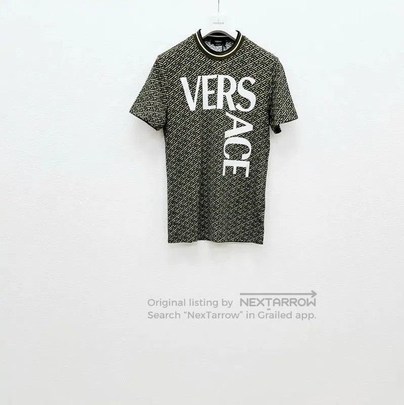 Versace Green Cotton Short Sleeve T-Shirt .