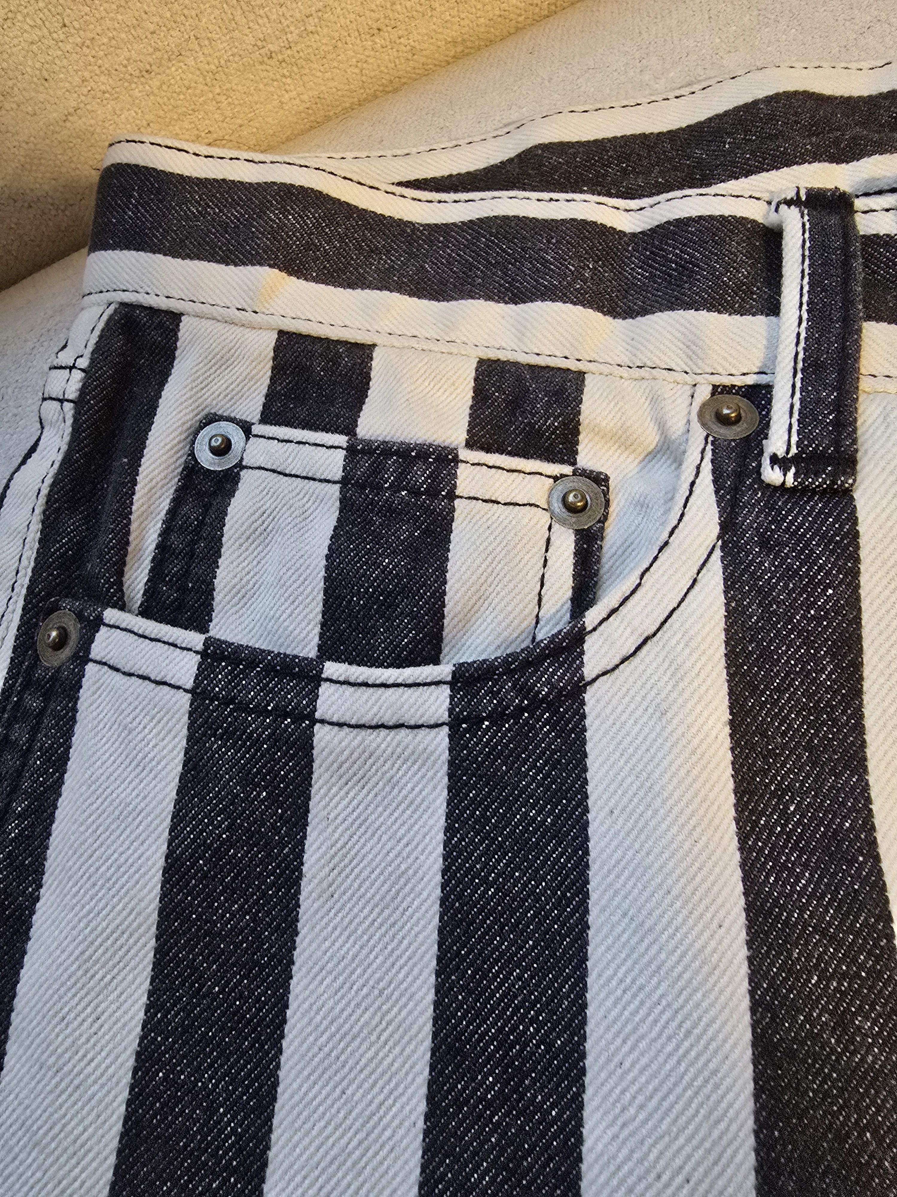 Saint Laurent Paris Saint Laurent striped prison pants brand new Size US 30 / EU 46 - 10 Thumbnail
