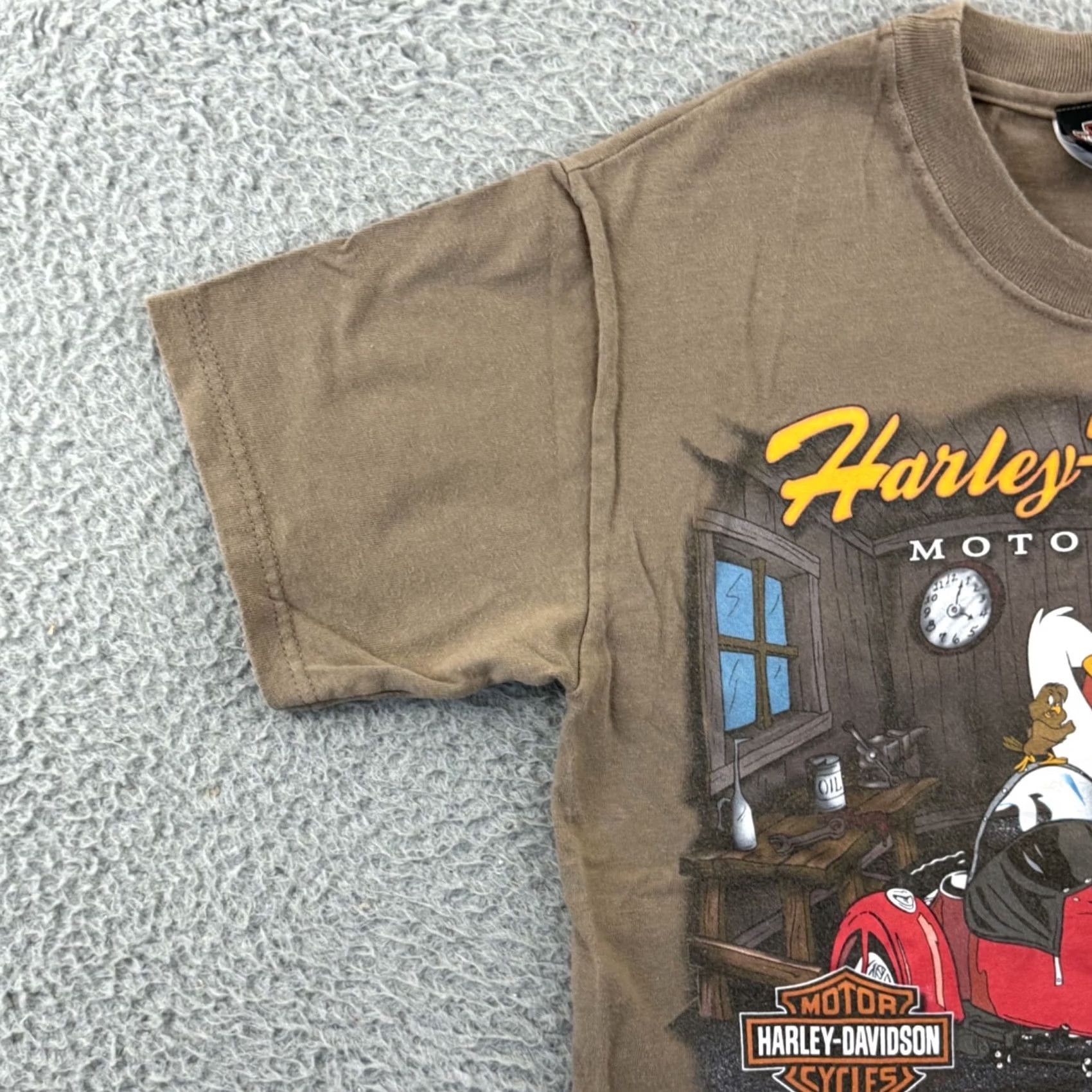 Harley Davidson VINTAGE Harley-Davidson Shirt Adult Small Brown Foghorn Leghorn Looney Tunes USA T-Shirt Mens Size US S / EU 44-46 / 1 - 4 Thumbnail