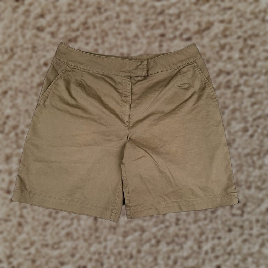 Nike Nike Shorts Womens 14 Beige Dri-Fit Polyester Blend Golf 34x10 Hike Golfer Womens Size 36" / US 14 / IT 50 - 1 Thumbnail