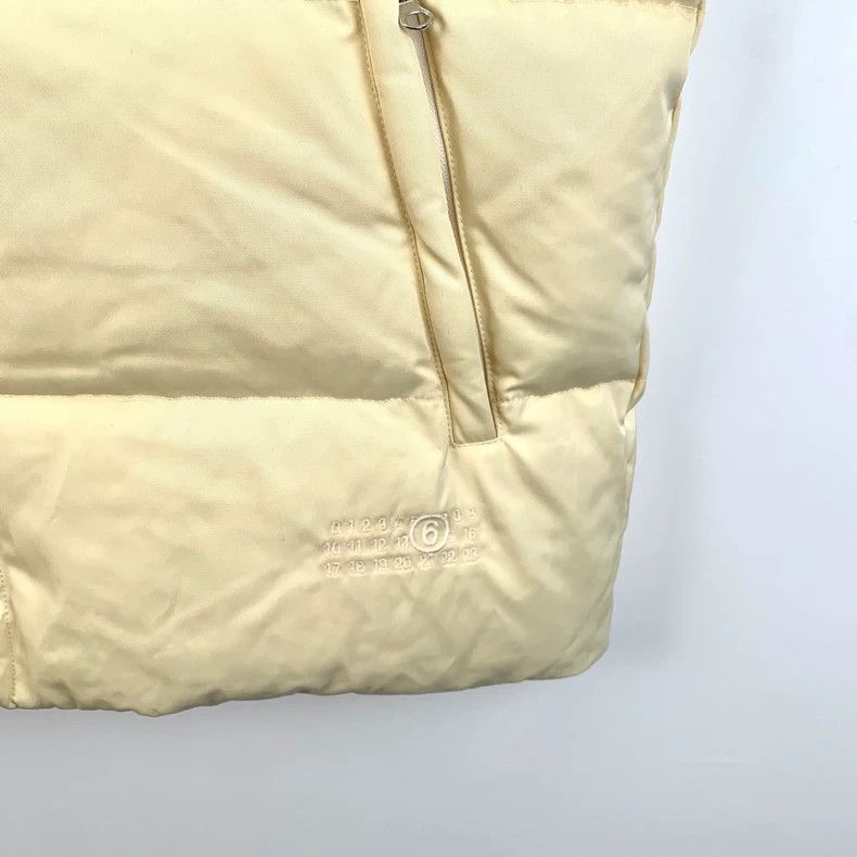 Maison Margiela Maison Margiela Yellow down vest jacket Size S / US 4 / IT 40 - 4 Thumbnail