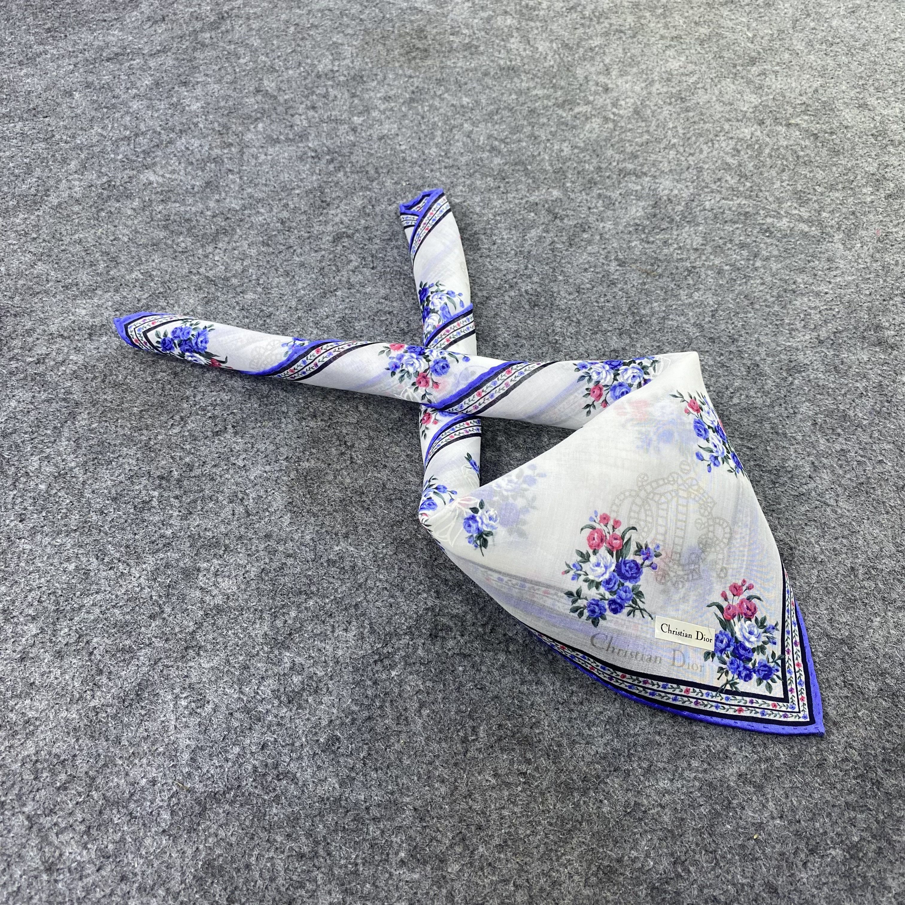 Vintage Christian Dior Handkerchief Neckerchief Bandana-B2069 Size ONE SIZE - 1 Thumbnail