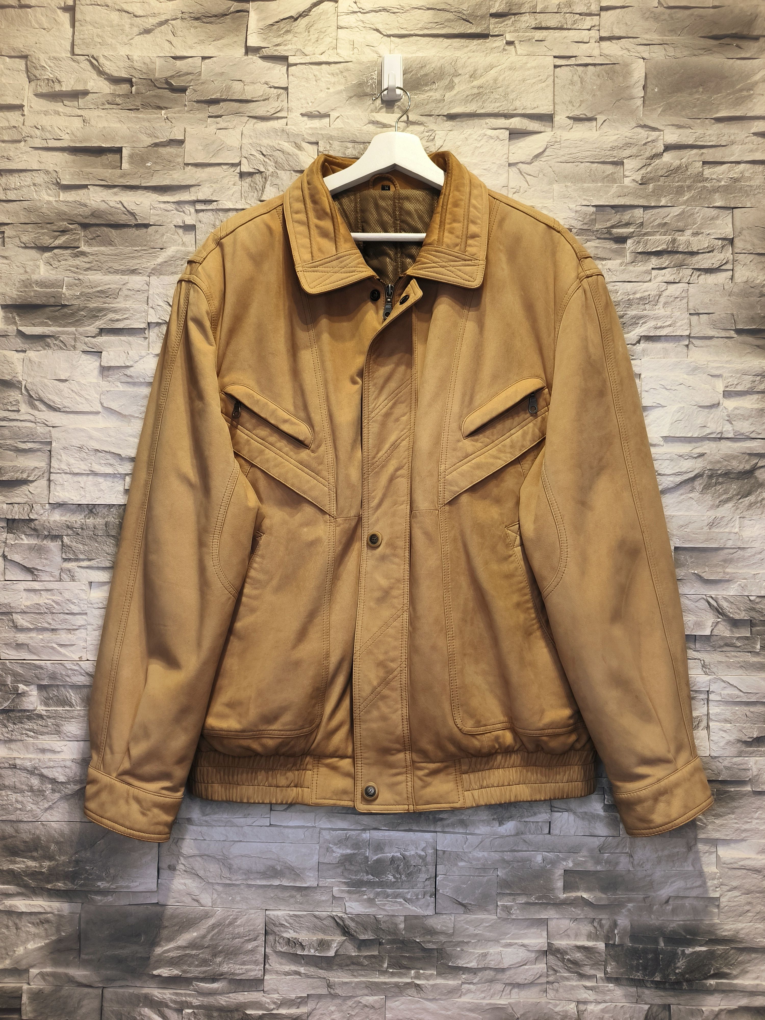 Vintage Vintage Westbury Beige Leather Jacket Bomber Size US L / EU 52-54 / 3 - 1 Thumbnail