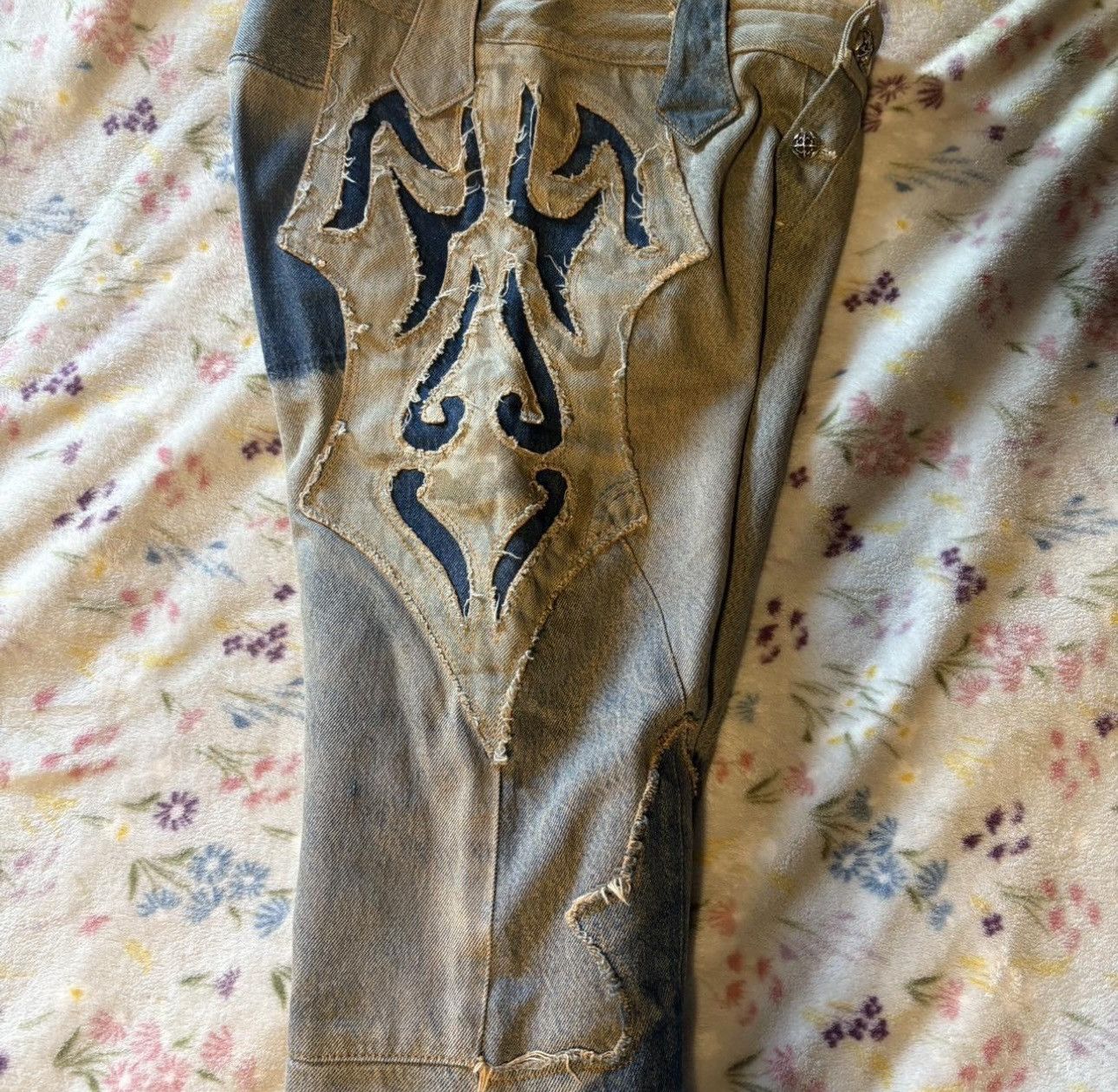 A&G Rock A&G Rock 90s Fleur Knee Tribal Patch Denim Size:28 Size US 28 / EU 44 - 3 Thumbnail