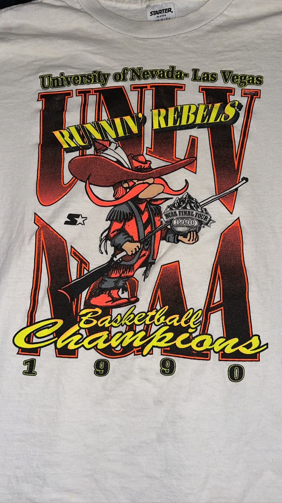 Vintage UNLV 1990 NCAA final 4 shirt *RARE Size US XL / EU 56 / 4 - 1 Thumbnail