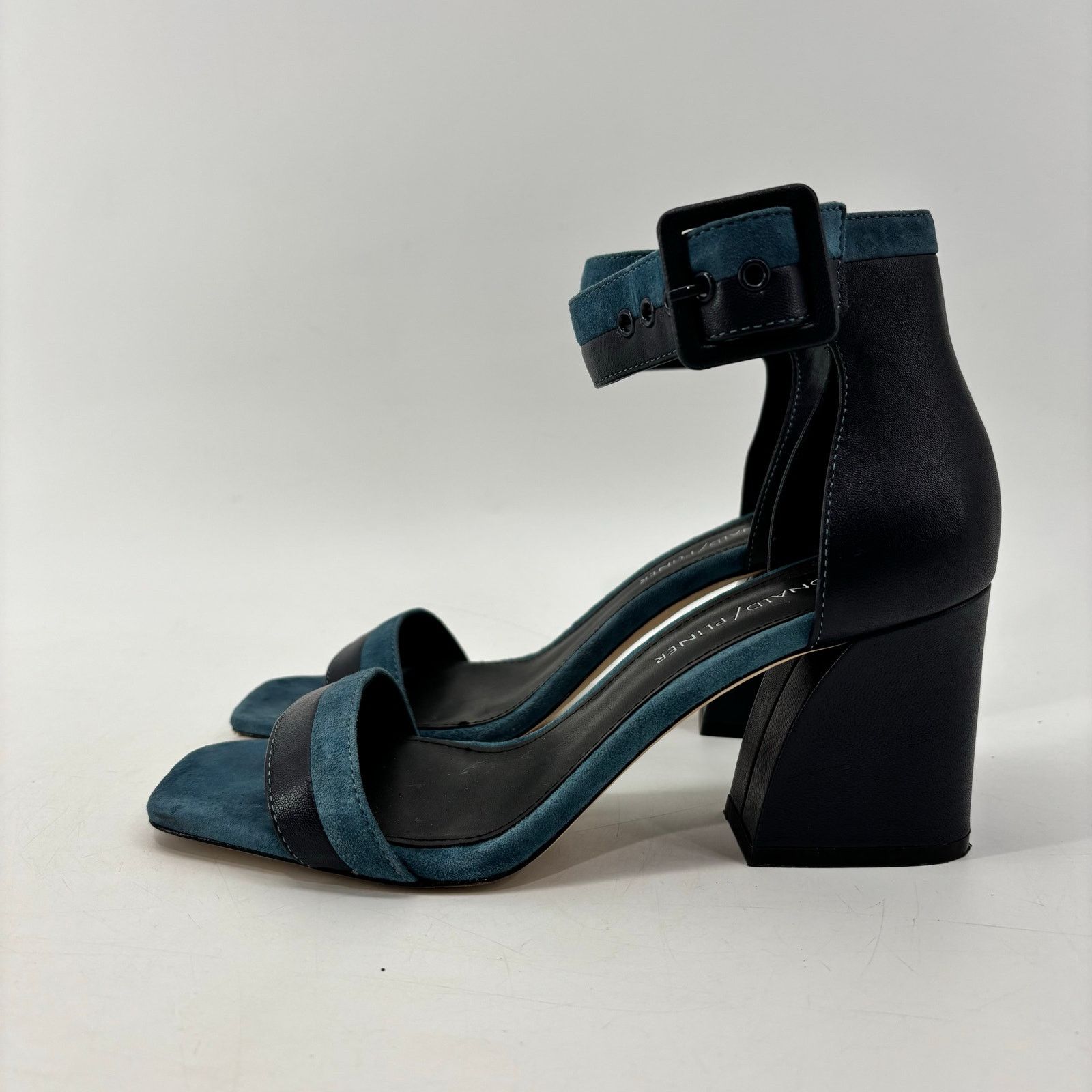 Donald Pliner Donald Pliner Watson Womens Size 7 Ankle Strap Blue Heels Size US 7 / IT 37 - 12 Thumbnail