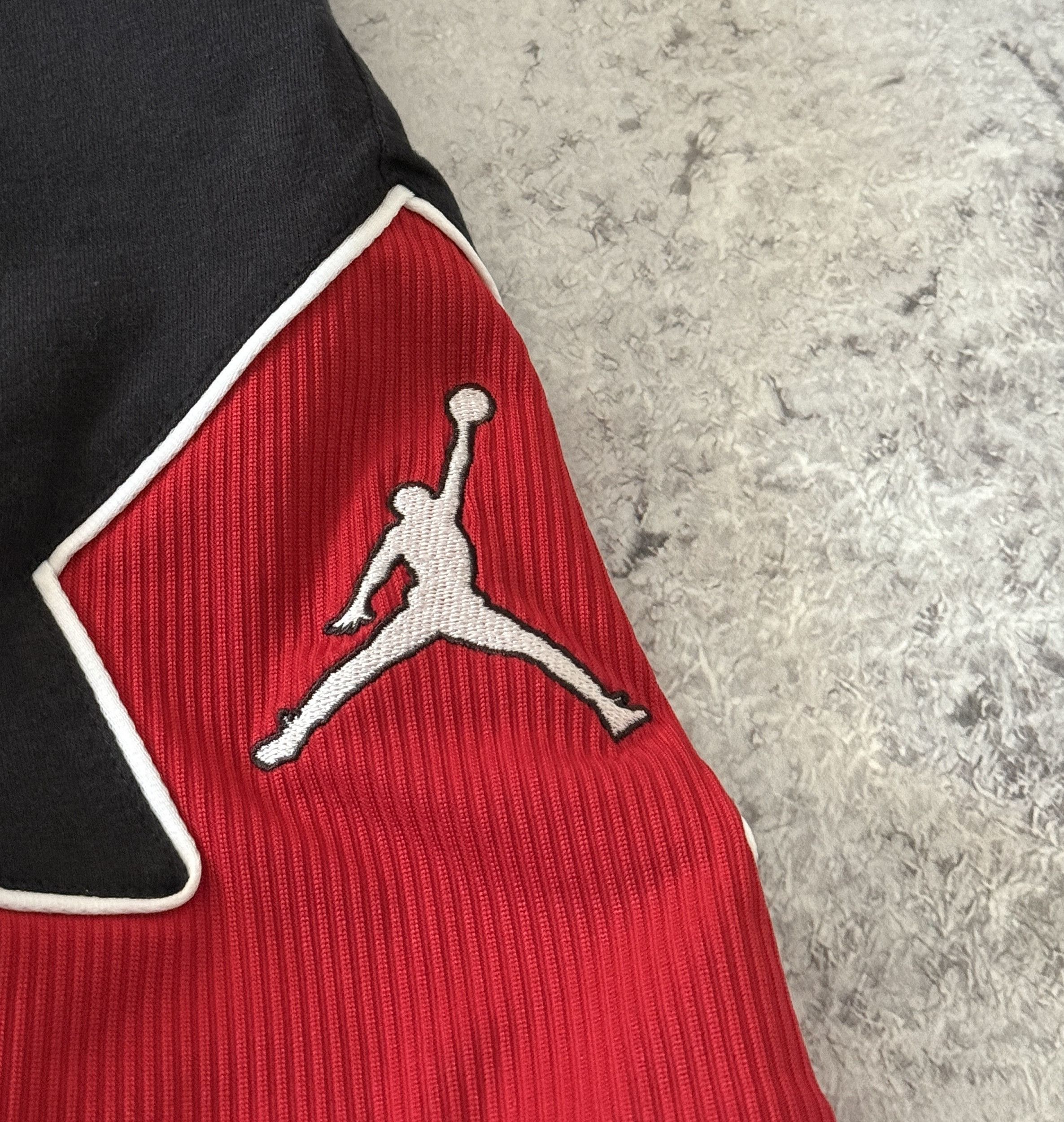 Jordan Brand JORDAN WOMENS DIAMOND SHORTS DZ3352-010 SIZE L Size 32" / US 10 / IT 46 - 6 Thumbnail