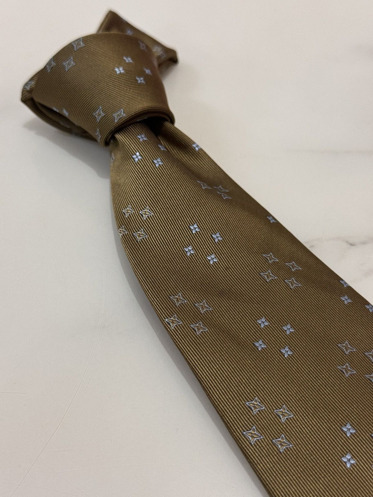 Louis Vuitton Louis Vuitton Neck Tie Spell Out Size ONE SIZE - 5 Thumbnail