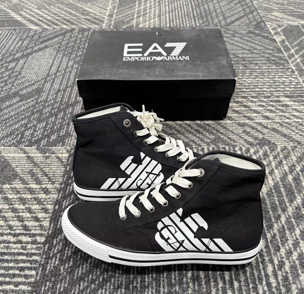 Armani Armani EA7 Canvas Casual High Top Sneakers J42 Size US 6 / IT 36 - 4 Thumbnail