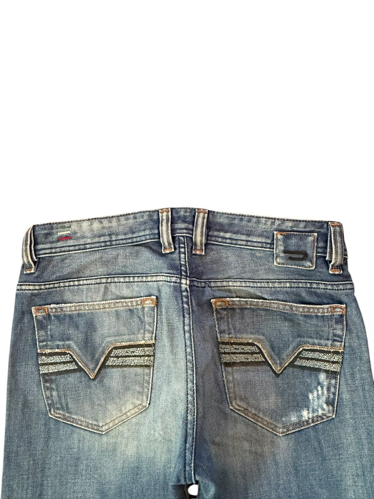 Diesel Vintage Italy Diesel Viker Clawmark Distress Loose Jeans Size US 32 / EU 48 - 4 Thumbnail