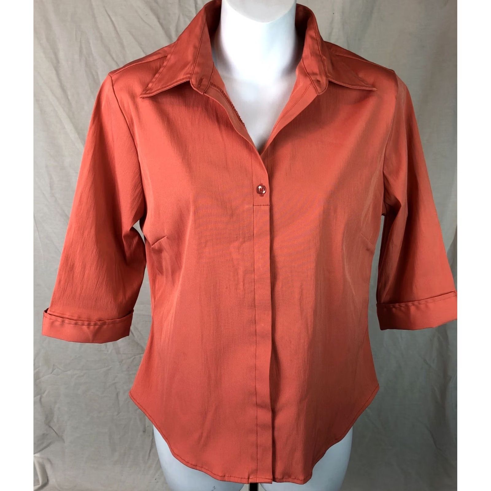 Vintage Vintage Rue 21 Top M Dk Coral 3/4 Sleeves Hidden Button Collared Office Career Shirt Womens Size M / US 6-8 / IT 42-44 - 2 Thumbnail