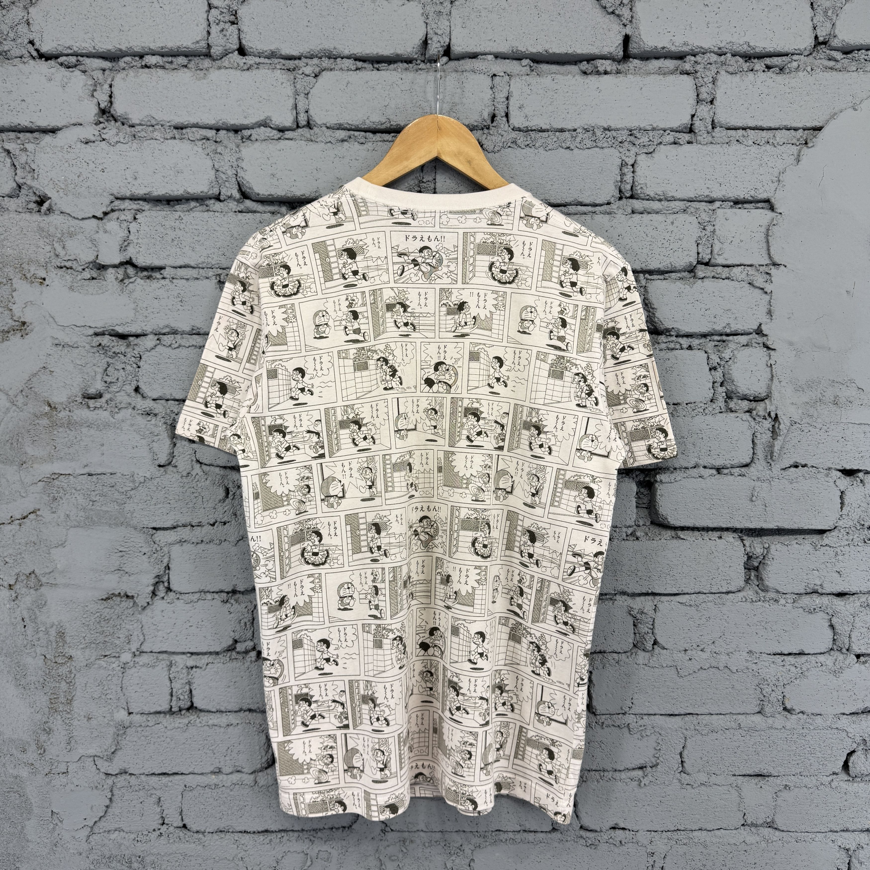 Anime Uniqlo X Japanese Anime Doraemon Overprint Comic Tshirt Size US M / EU 48-50 / 2 - 2 Thumbnail
