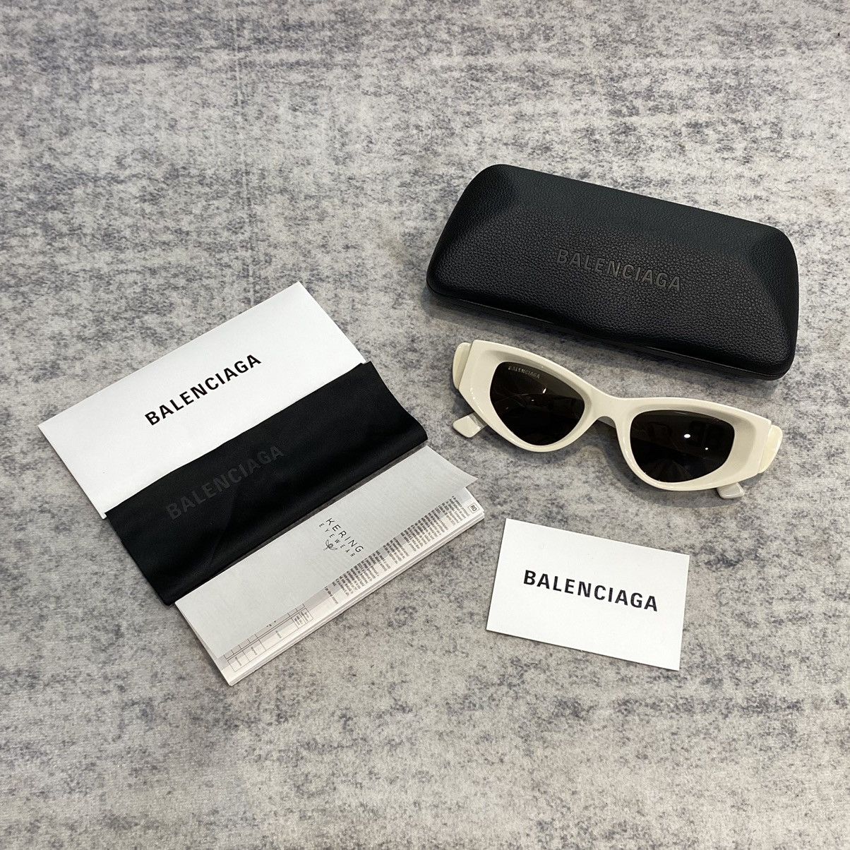 Balenciaga BALENCIAGA BB0243S 003 BEIGE BEIGE GREY Size ONE SIZE - 11 Thumbnail