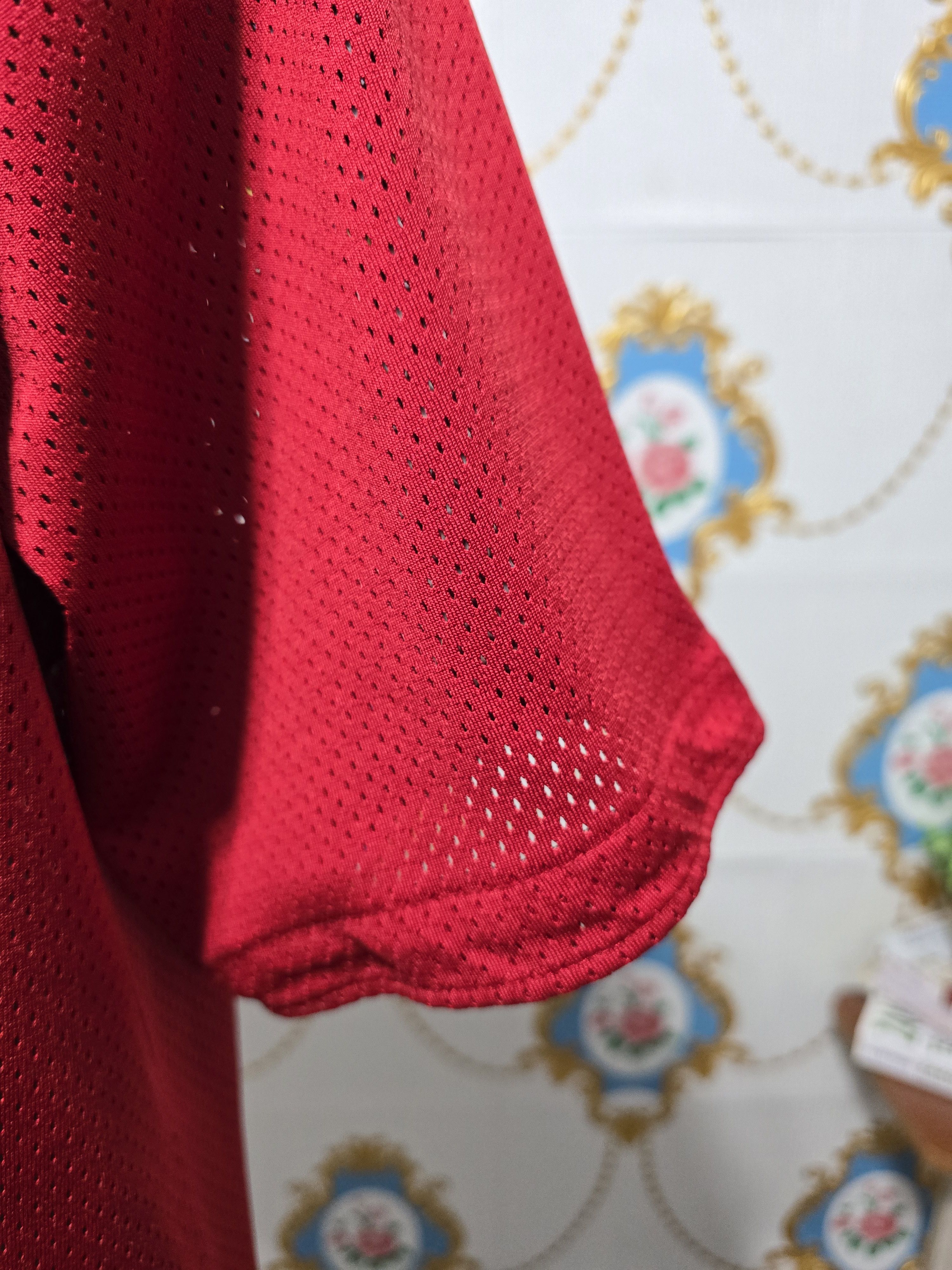 Jordan Brand Nike Jordan Jumpman mesh baseball jersey in red. Size US L / EU 52-54 / 3 - 5 Thumbnail