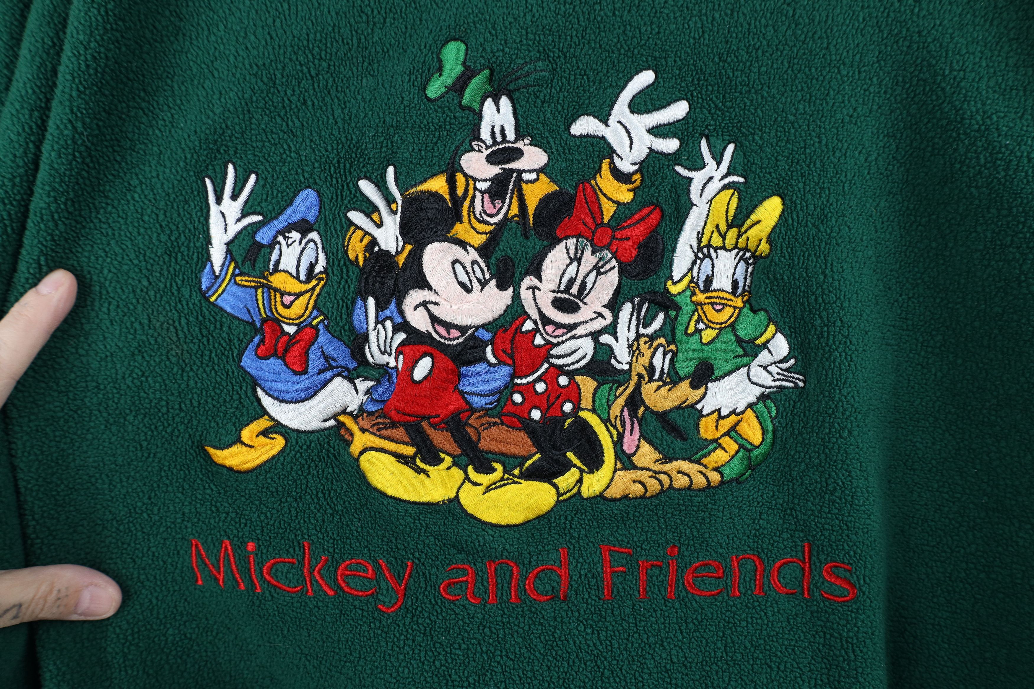 Disney Vintage 90s Disney Mickey Mouse and Friends Sweatshirt Size US L / EU 52-54 / 3 - 7 Thumbnail