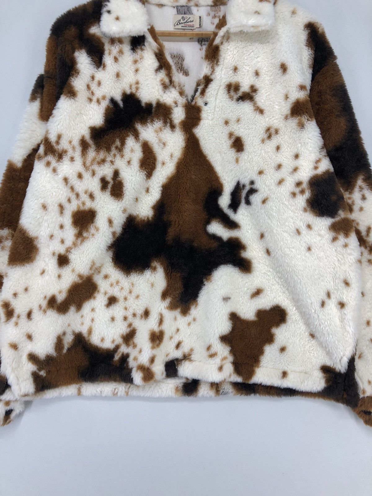 Japanese Brand Vintage Backers Cow Print Faux Fur Pullover Top Size US M / EU 48-50 / 2 - 8 Thumbnail