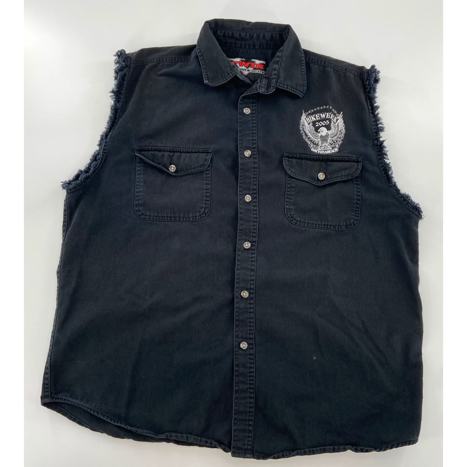 Vintage VINTAGE Daytona Beach Shirt Men XL Black Denim Button Up Biker Dog 2005 - Beach, Motorcycle, Macho Size US XL / EU 56 / 4 - 2 Thumbnail