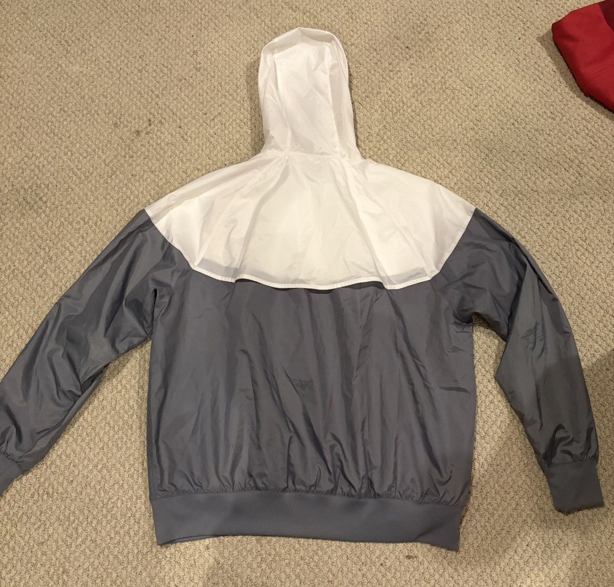 Nike Nike Windrunner Men’s Hooded Jacket Size US L / EU 52-54 / 3 - 2 Thumbnail
