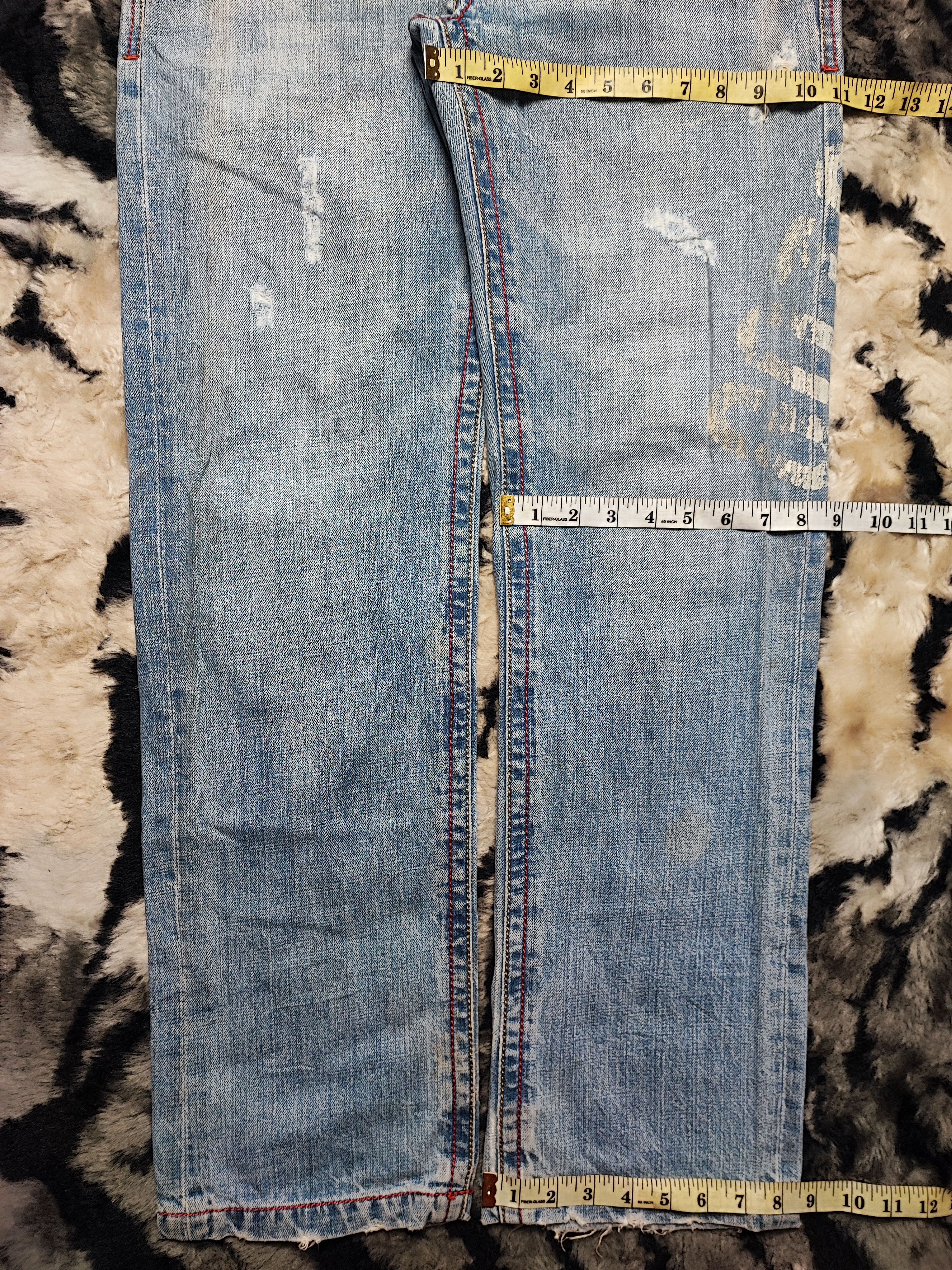 Gotcha Gotcha relaxed fit light wash denim jeans distressed patches Size US 32 / EU 48 - 4 Thumbnail