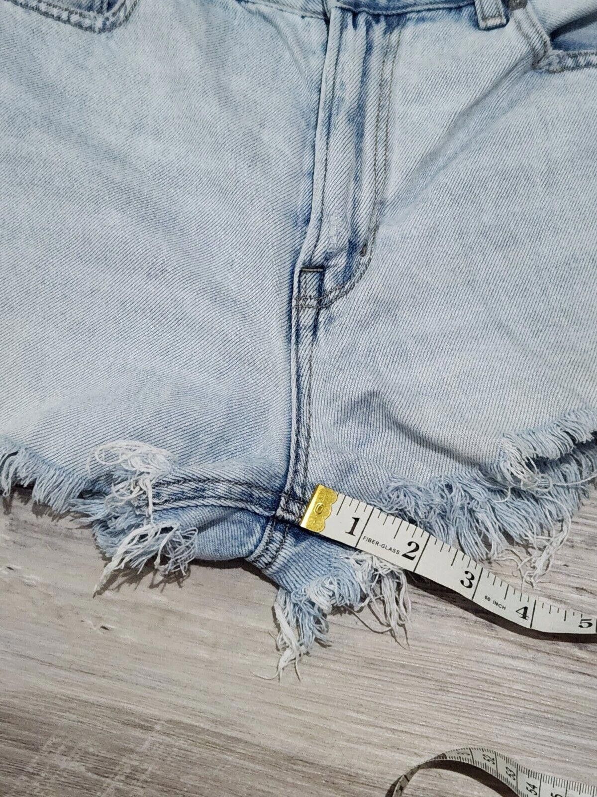 Designer American Eagle Mom Jean Shorts Size 8 Cut Off Light Wash Size 30" / US 8 / IT 44 - 5 Thumbnail
