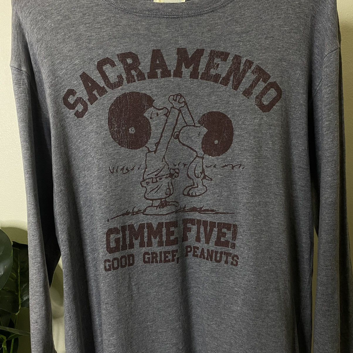 Peanuts × Vintage Vintage Peanuts Snoopy x Sacramento State University T Shirt Size US M / EU 48-50 / 2 - 2 Thumbnail