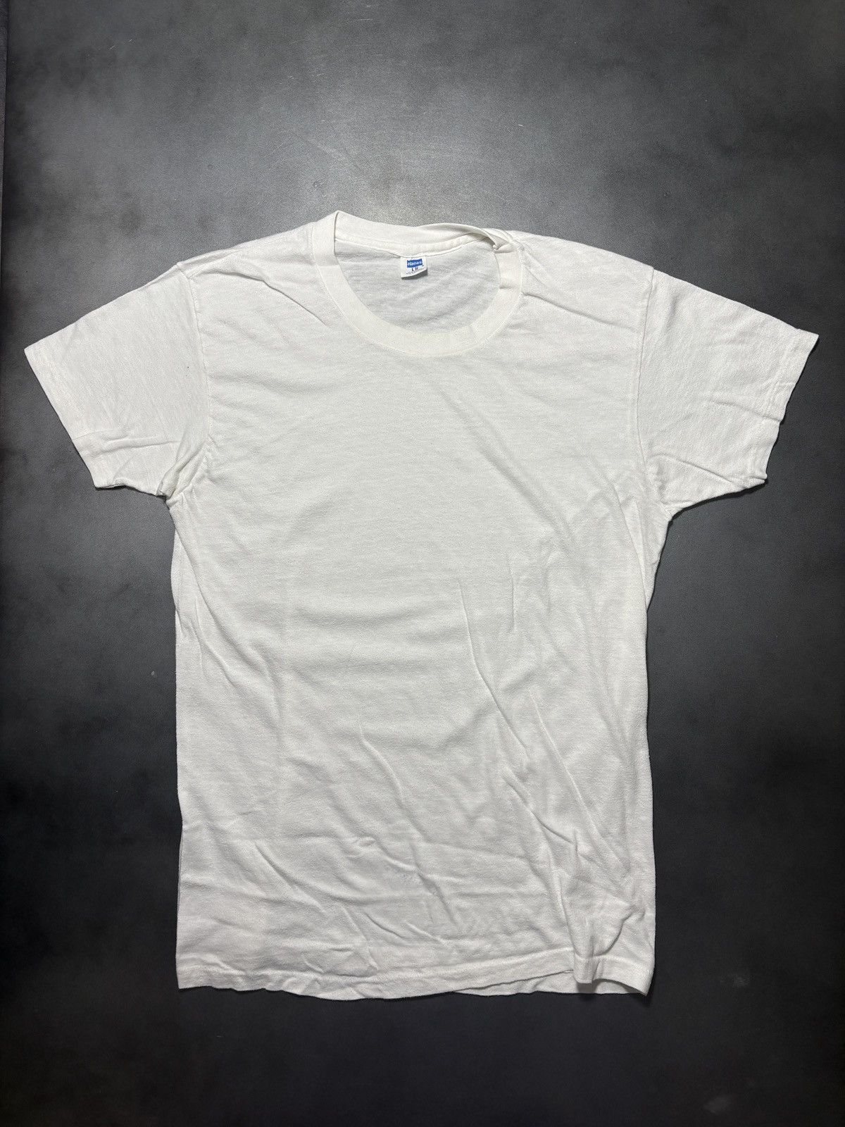 Hanes Vintage Hanes T-Shirt 1970s Blank Tee 1980s White Blue Tag Size US M / EU 48-50 / 2 - 1 Thumbnail