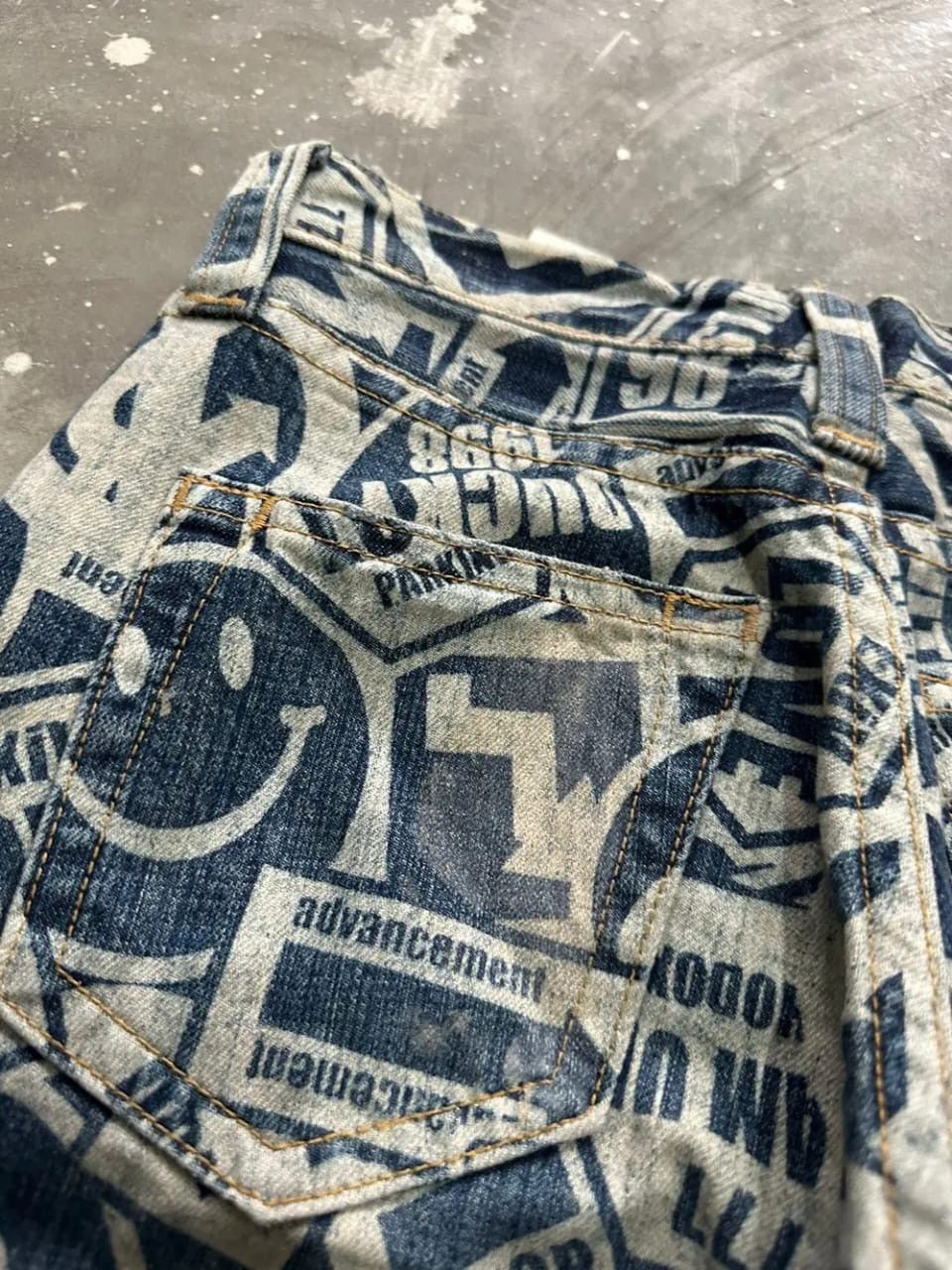 Japanese Brand Co & Lu Fullprint Smile Design Pants Size US 29 - 6 Thumbnail