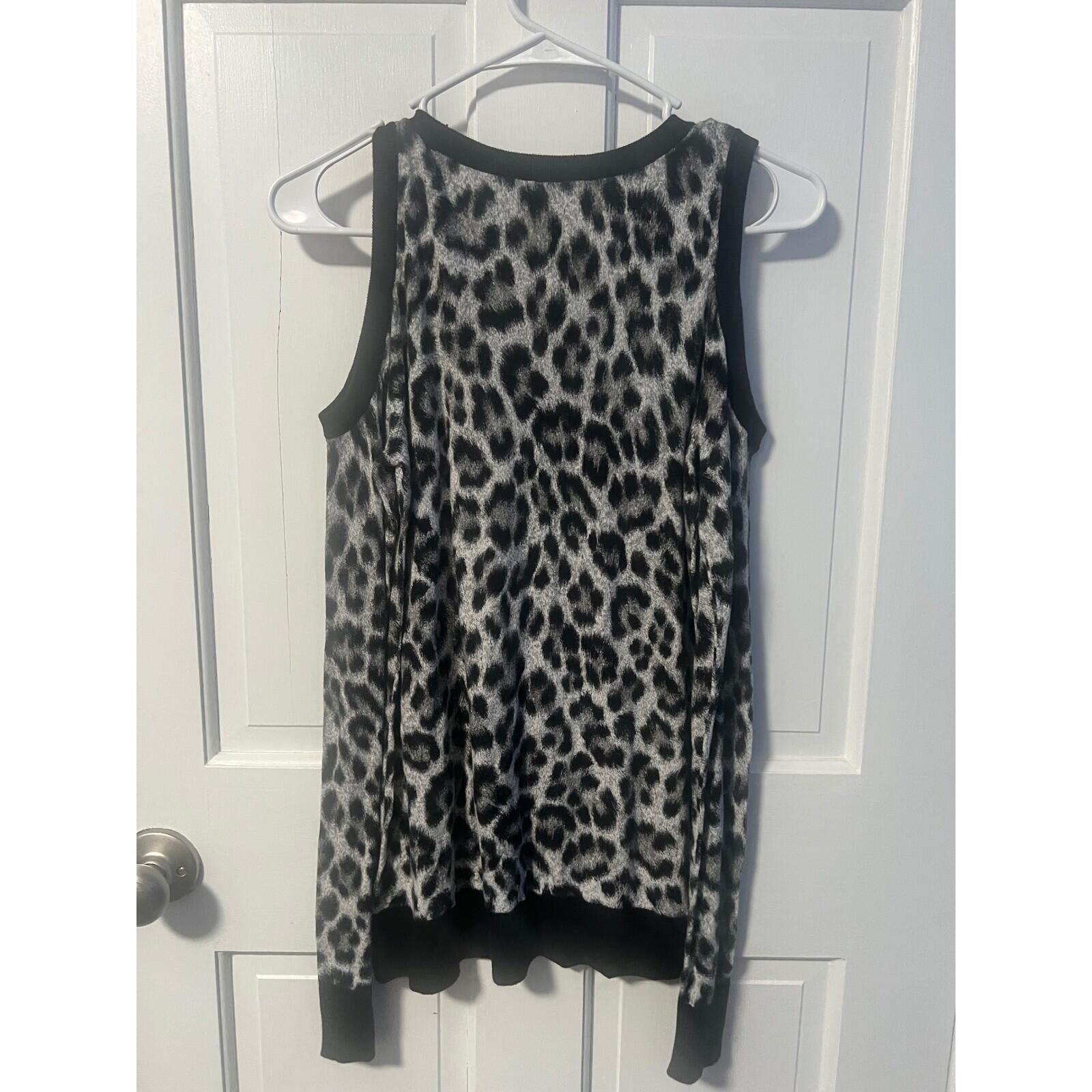 Michael Kors Michael Kors Leopard Cold Shoulder Sweater Womens S Grey Size S / US 4 / IT 40 - 6 Thumbnail