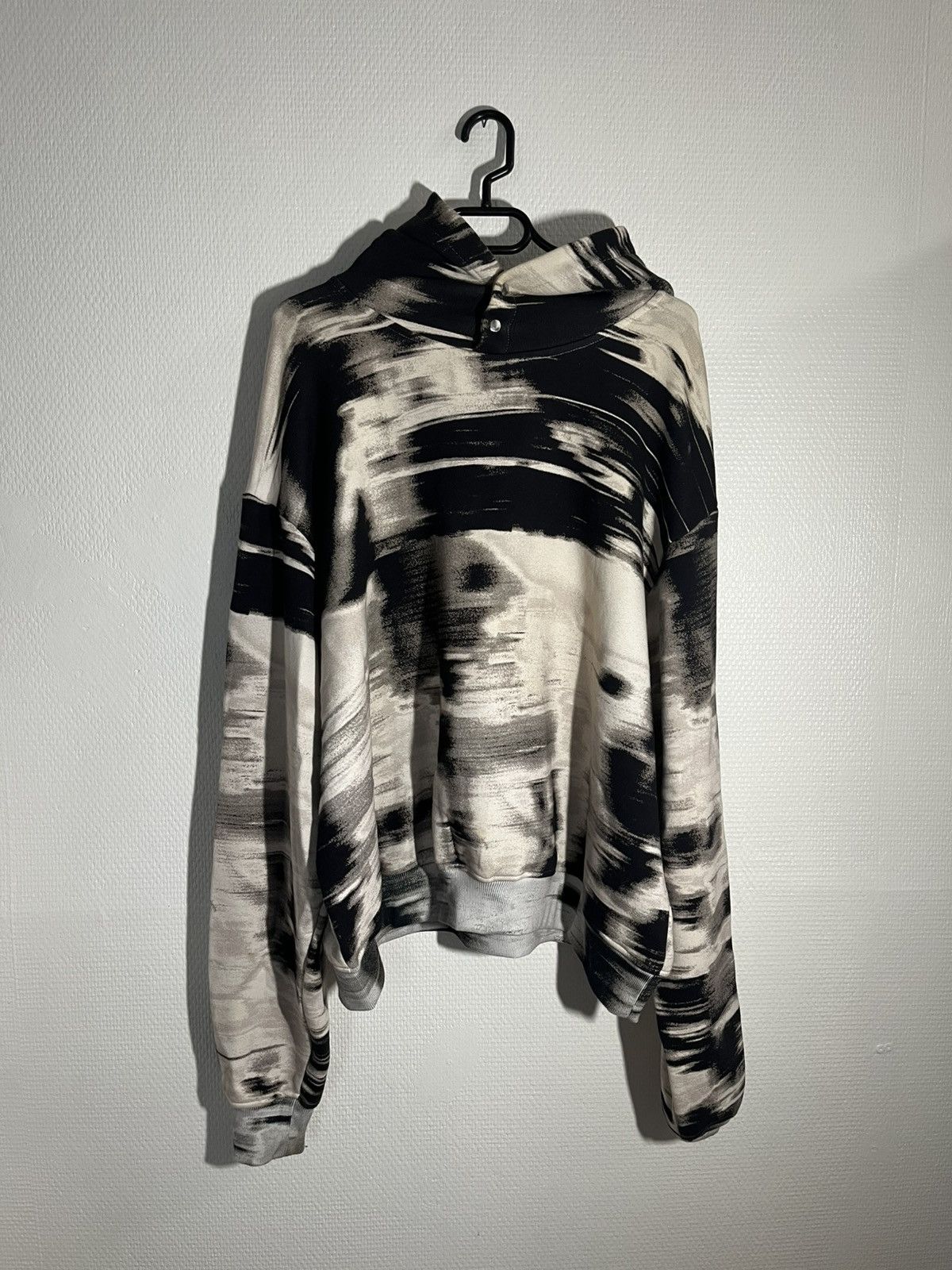 Nofaith studio hoodie size L