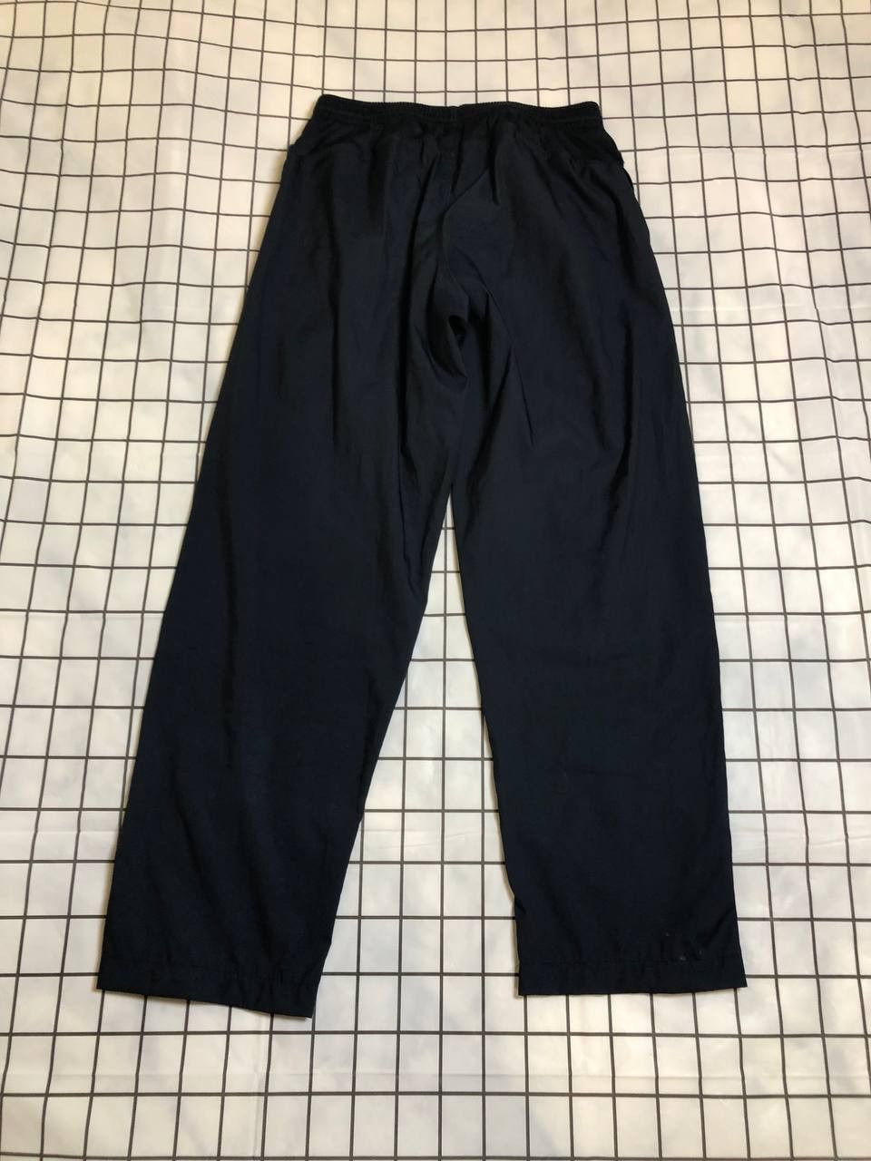 Nike Vintage Nike Track Pants 00s Nylon Swoosh Y2K Size US 32 / EU 48 - 14 Thumbnail