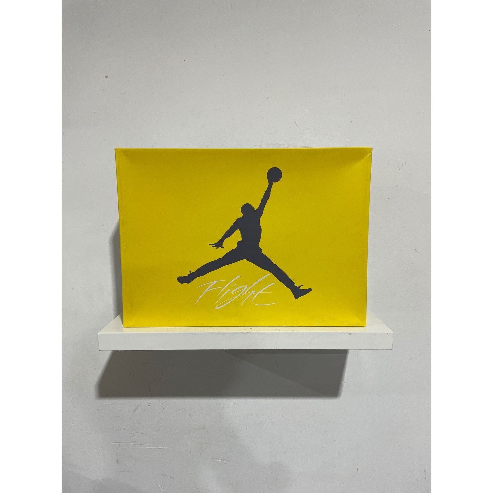 Nike JORDAN 4 RETRO LIGHTNING SIZE 3.5Y NEW Size US 5 / IT 35 - 5 Thumbnail