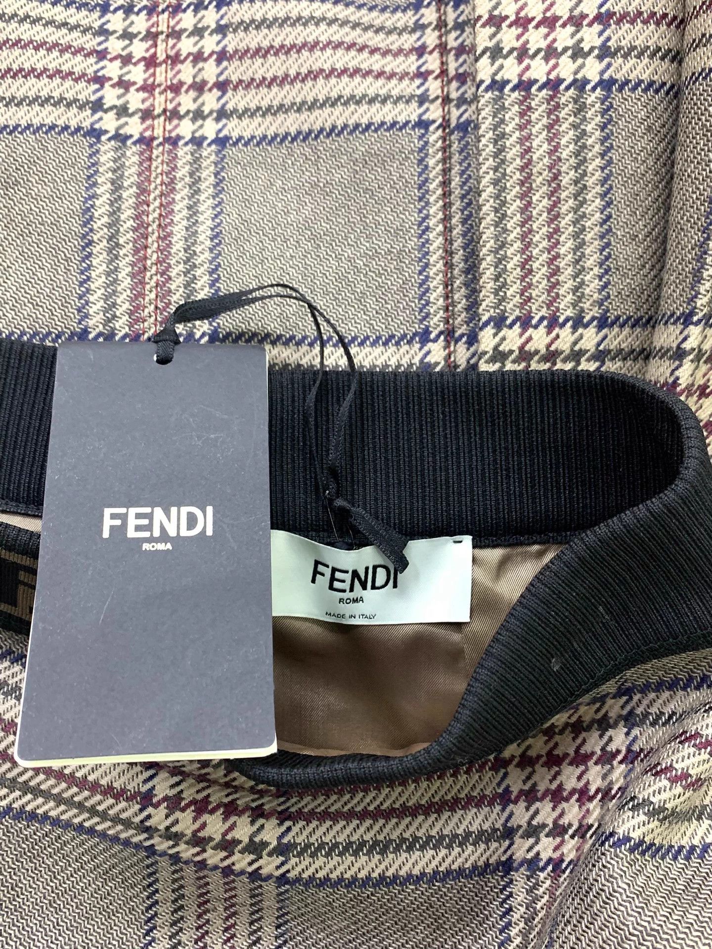 Fendi Fendi High-Waisted Check Skirt 38 New With Tags Size 27" / US 4 / IT 40 - 4 Thumbnail