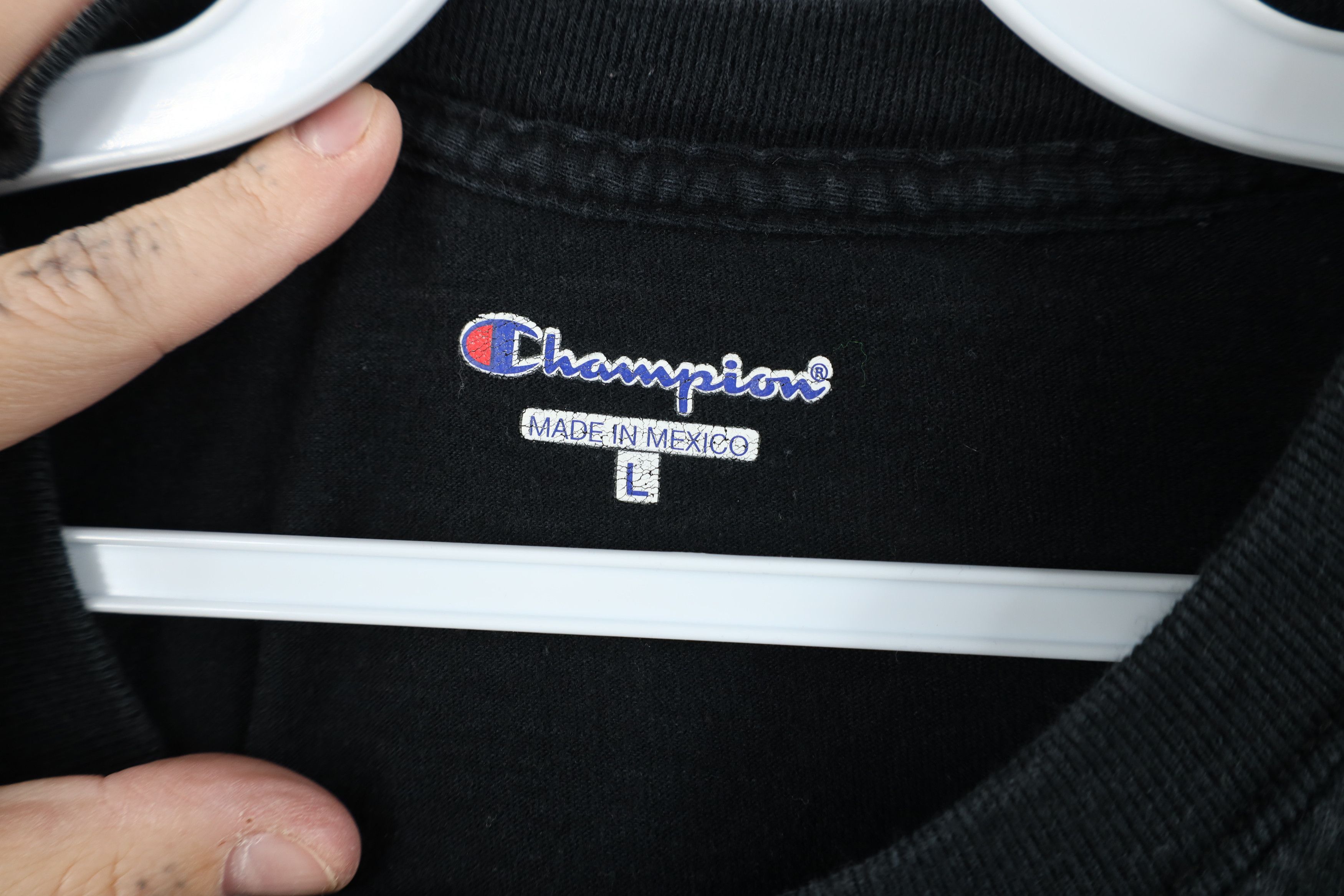 Champion Vintage Y2K Champion Faded Heavyweight Cotton T-Shirt Black Size US L / EU 52-54 / 3 - 8 Thumbnail