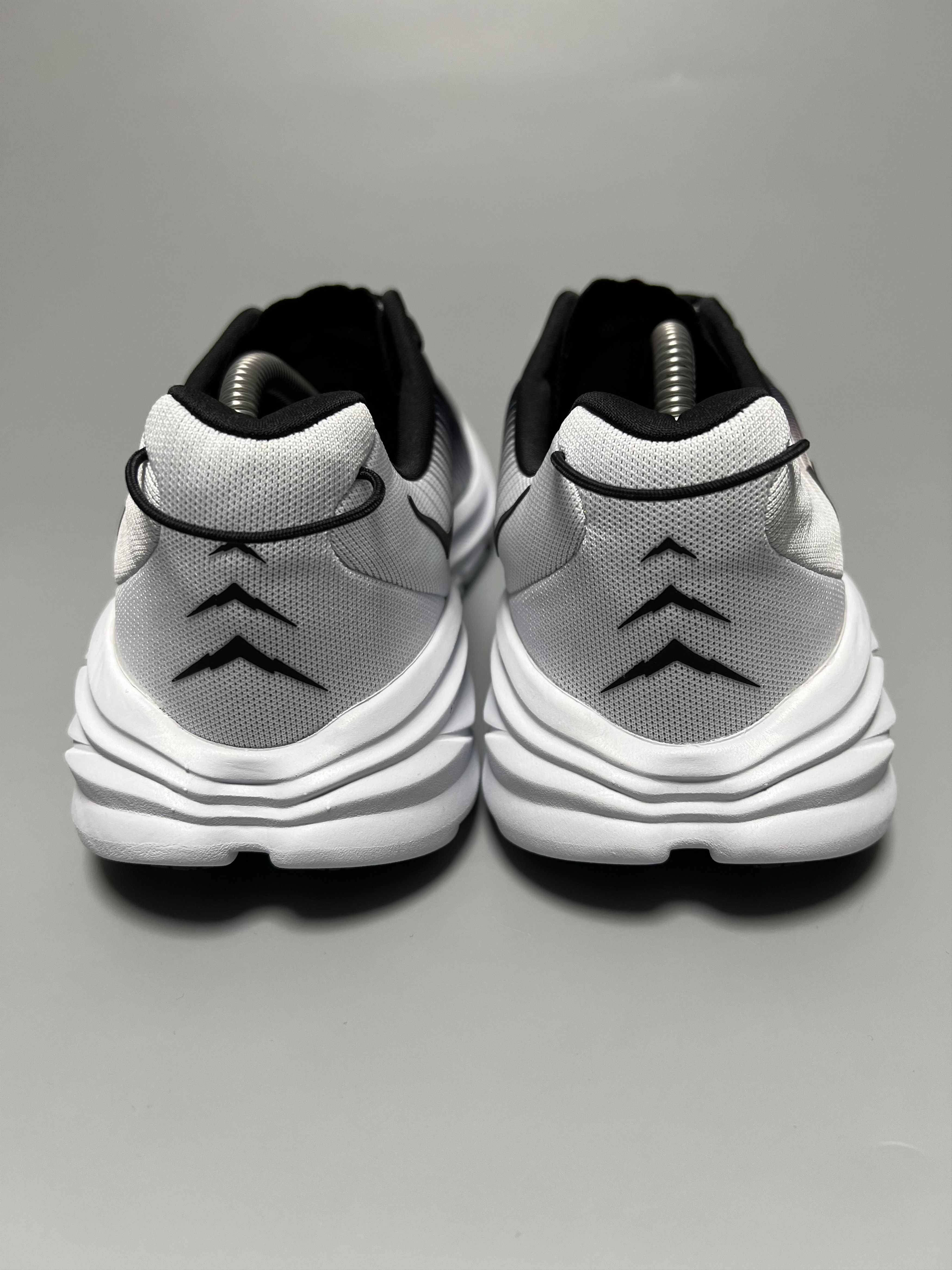 Hoka 9.5B Hoka One One Rincon 3 Women's Running Shoes Walking Gym Size US 9.5 / IT 39.5 - 3 Thumbnail