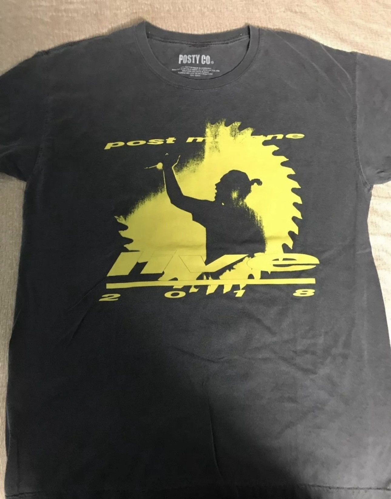 Rap Tees Post Malone Japan Pop-up Exclusive Grey T-shirt size Large. Size US L / EU 52-54 / 3 - 1 Thumbnail