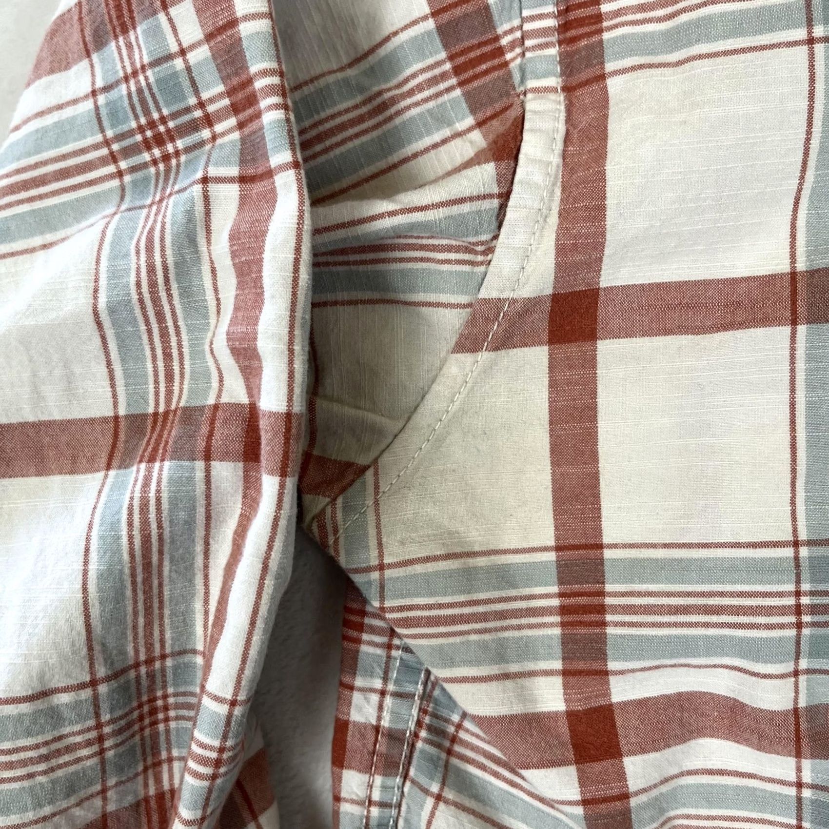 Levi's VTG Levi's Red Tab Plaid Long Sleeve Western Button-Up Shirt Mens M/L White READ Size US M / EU 48-50 / 2 - 4 Thumbnail