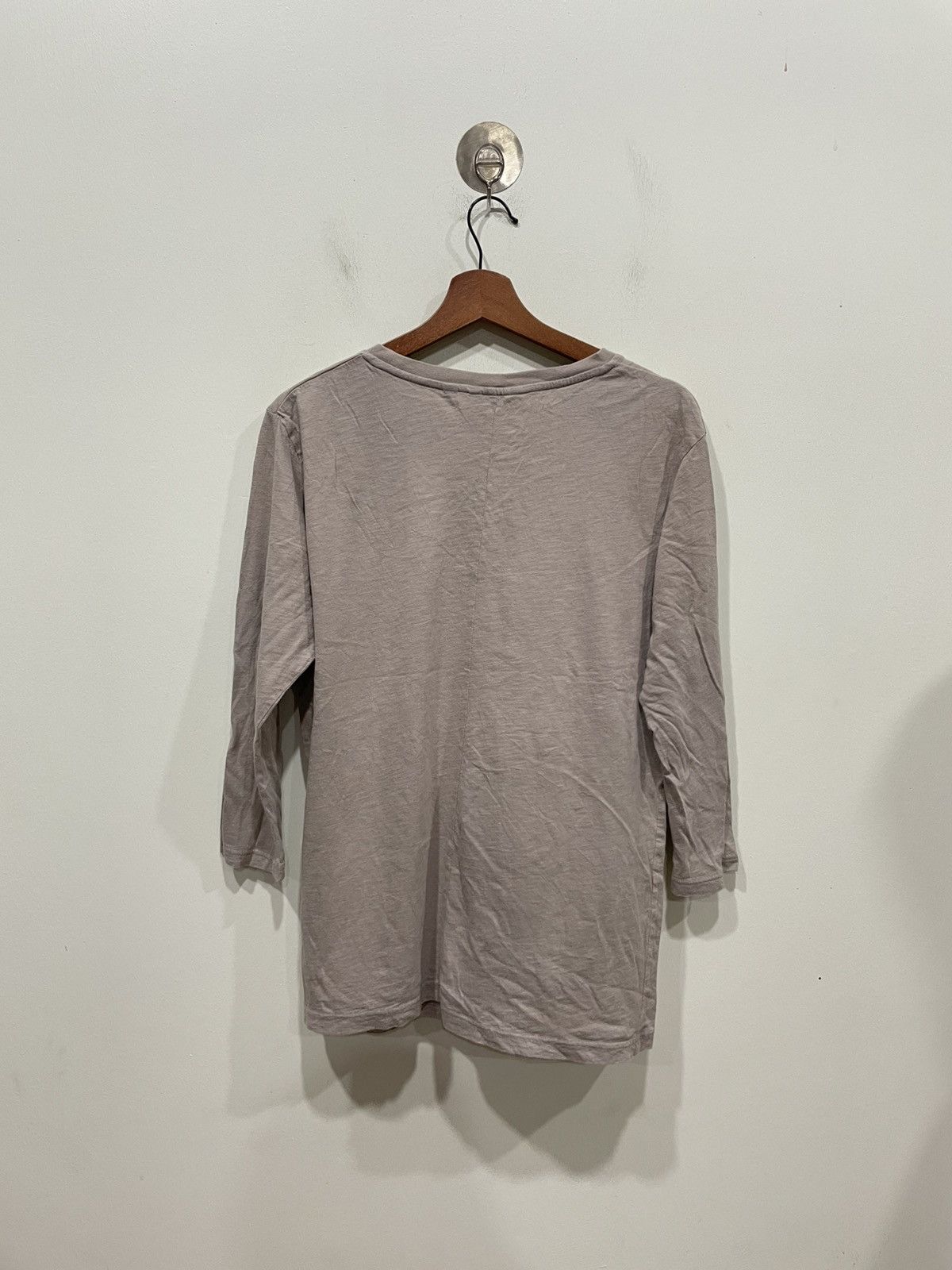 Undercover × Uniqlo Uniqlo Undercover 3Q Tshirt Size US L / EU 52-54 / 3 - 2 Thumbnail