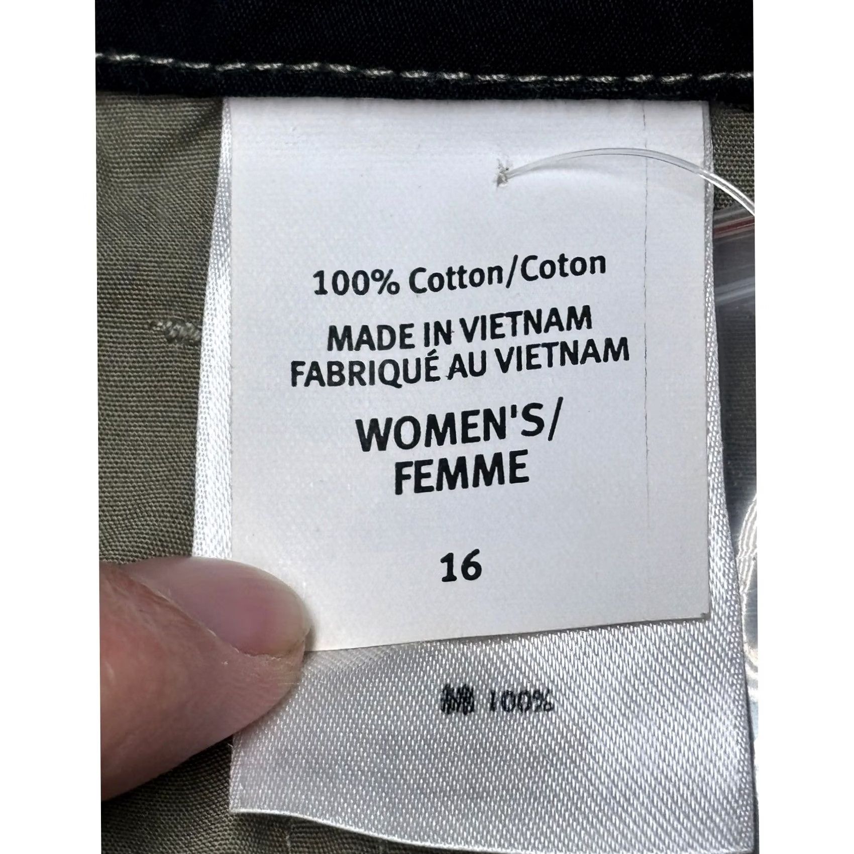 Eddie Bauer VINTAGE Eddie Bauer Vashon Fit Capri Pants Womens 16 W38 L24 Fatigue Green Cotton Navy? Size 38" / US 16 / IT 52 - 6 Thumbnail