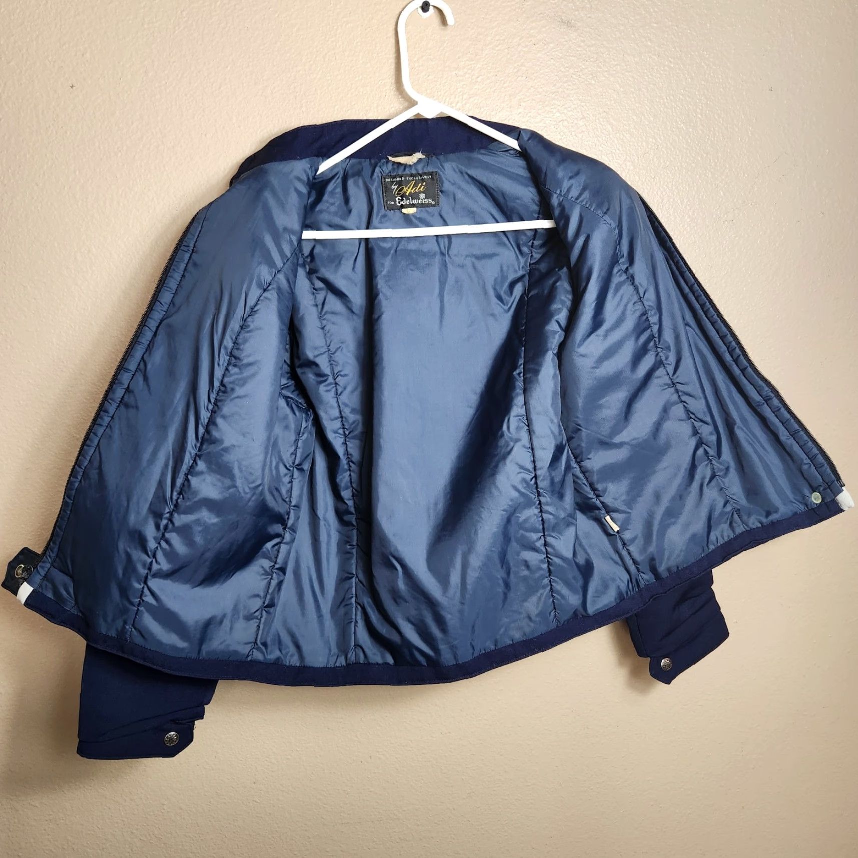Vintage VINTAGE Adi for Edelweiss Jacket Navy L Union Made In Munich Men Short Zip Pockets Insulated Size US L / EU 52-54 / 3 - 7 Thumbnail