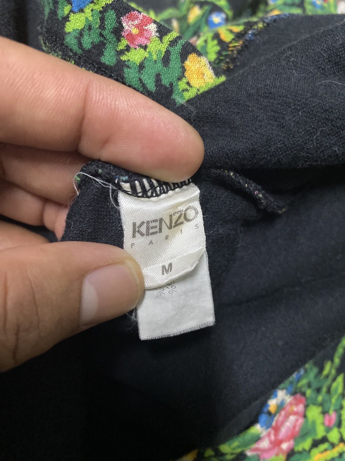 Kenzo Vintage 90’s Kenzo Floral Sweater Size M / US 6-8 / IT 42-44 - 8 Thumbnail